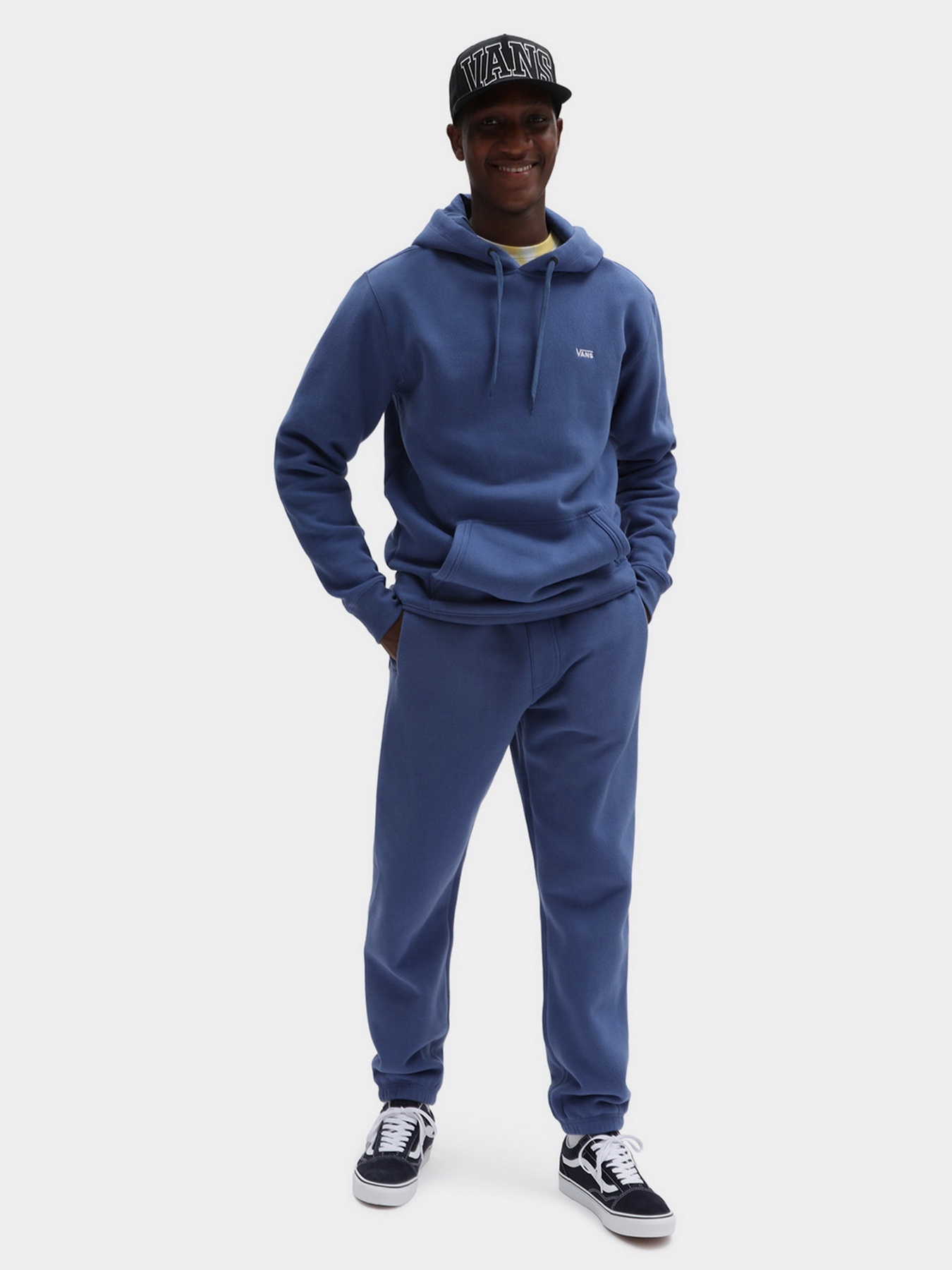 Худи и свитшоты Vans COMFYCUSH модель VN0A4OOO5TU1 Худи и свитшоты Vans COMFYCUSH модель VN0A4OOO5TU1 Фото