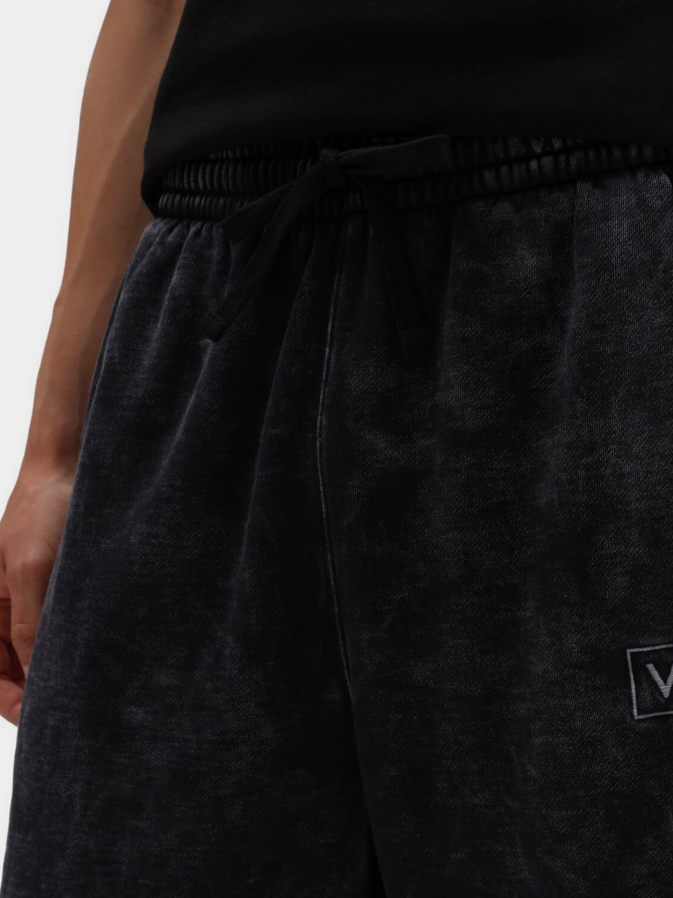Штани Vans Mineral Wash модель VN0A7S53BLK1 Фото