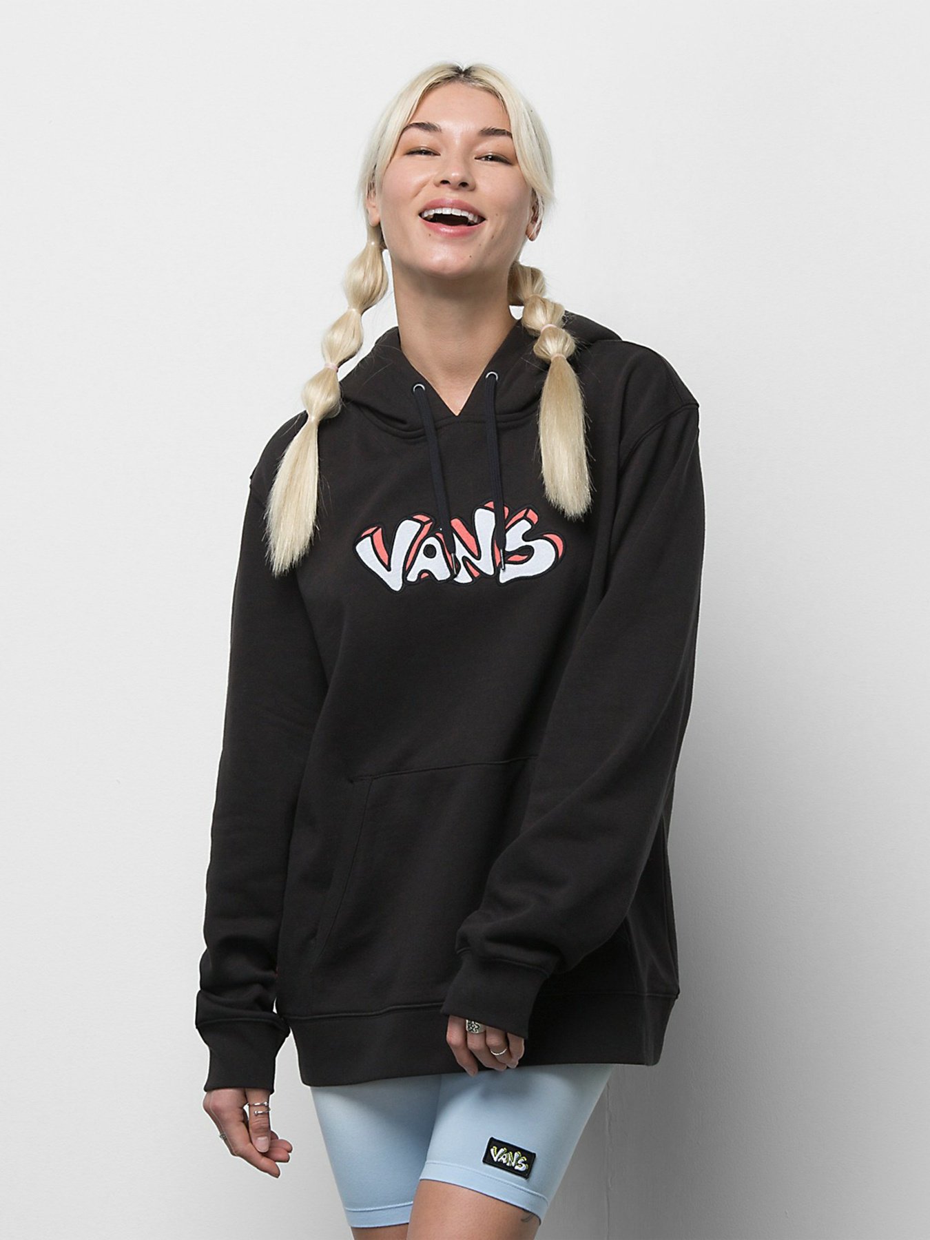 Худи и свитшоты Vans Skate Grpahic модель VN0A7S7JBLK1 Худи и свитшоты Vans Skate Grpahic модель VN0A7S7JBLK1 Фото