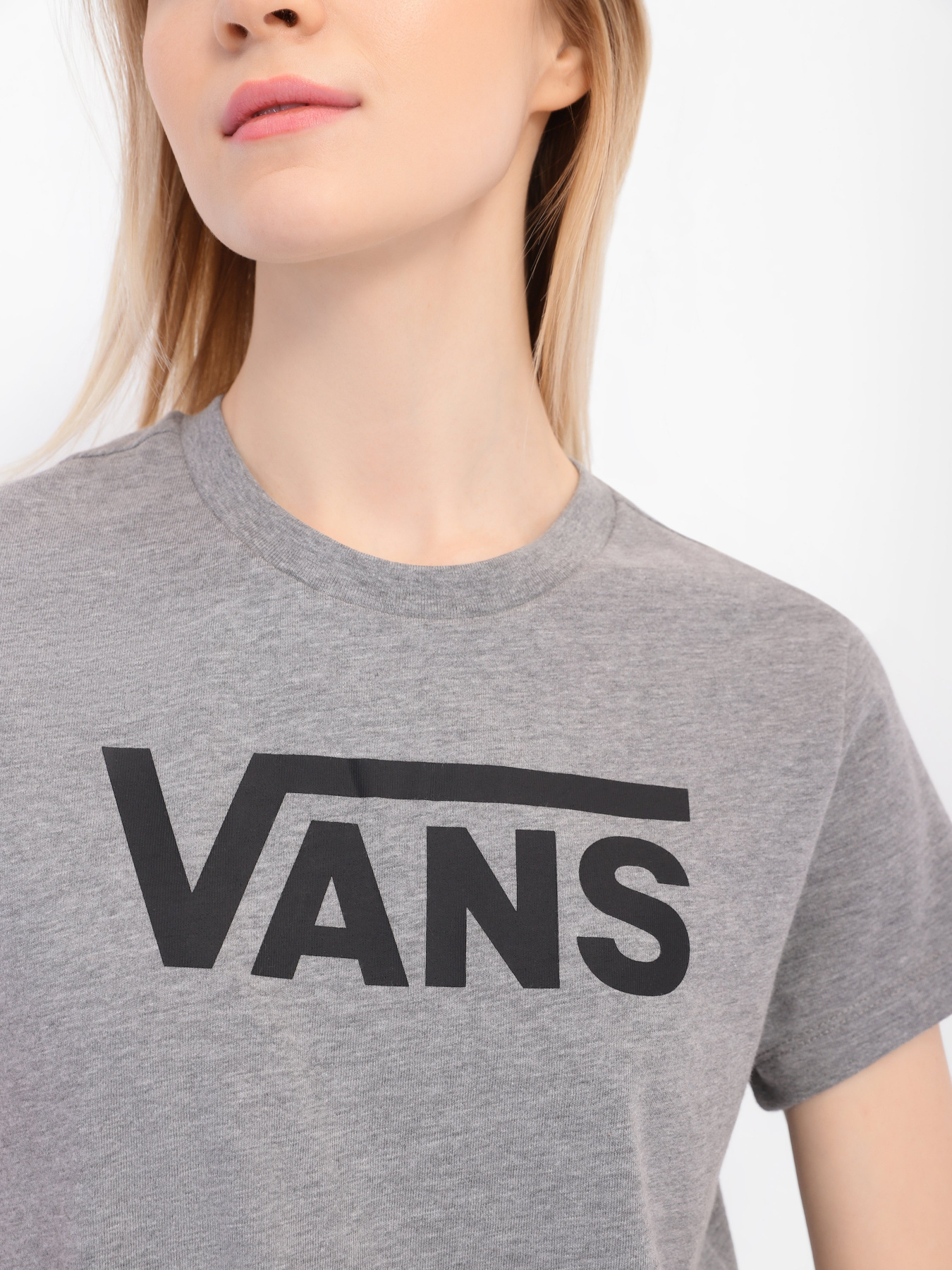 Футболки і поло Vans Flying V Crew модель VN0A3UP4GRH1 Футболки і поло Vans Flying V Crew модель VN0A3UP4GRH1 Фото