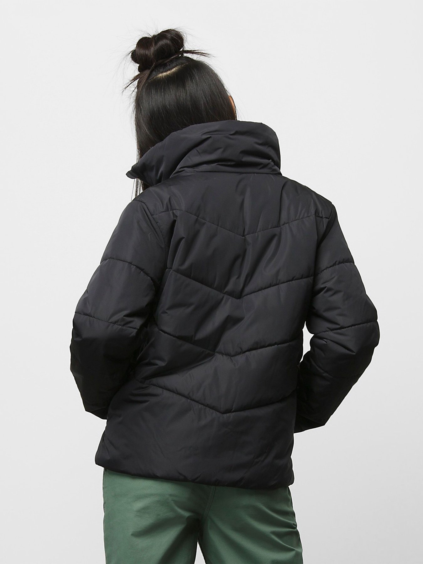 Куртки и дубленки Vans Foundry Puffer MTE-1 модель VN0A7YK5BLK1 Фото