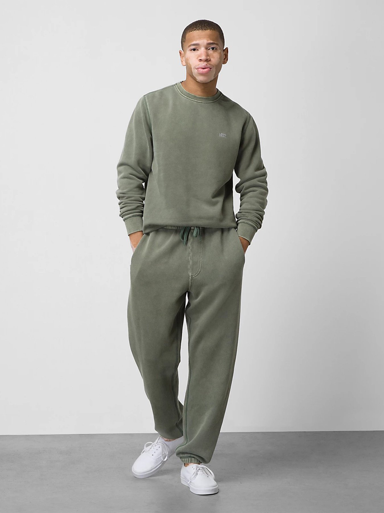 Штани Vans ComfyCush Washed модель VN0A7YCEYQW1 Фото