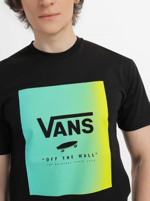 Футболки і поло Vans Classic Print Box модель VN0A5E7YBVD1 Фото