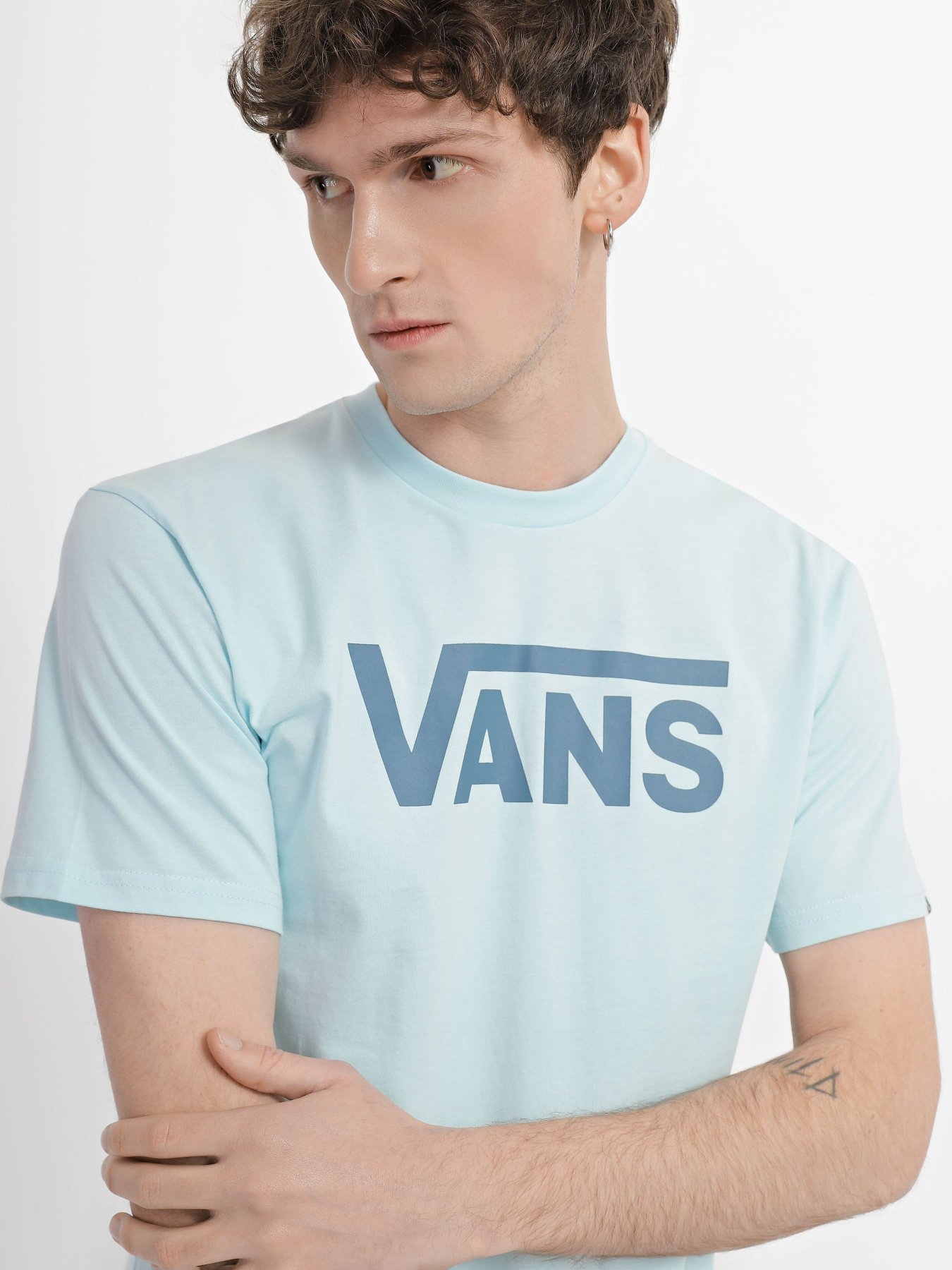 Футболки і поло Vans Classic модель VN000GGGBVP1 Фото