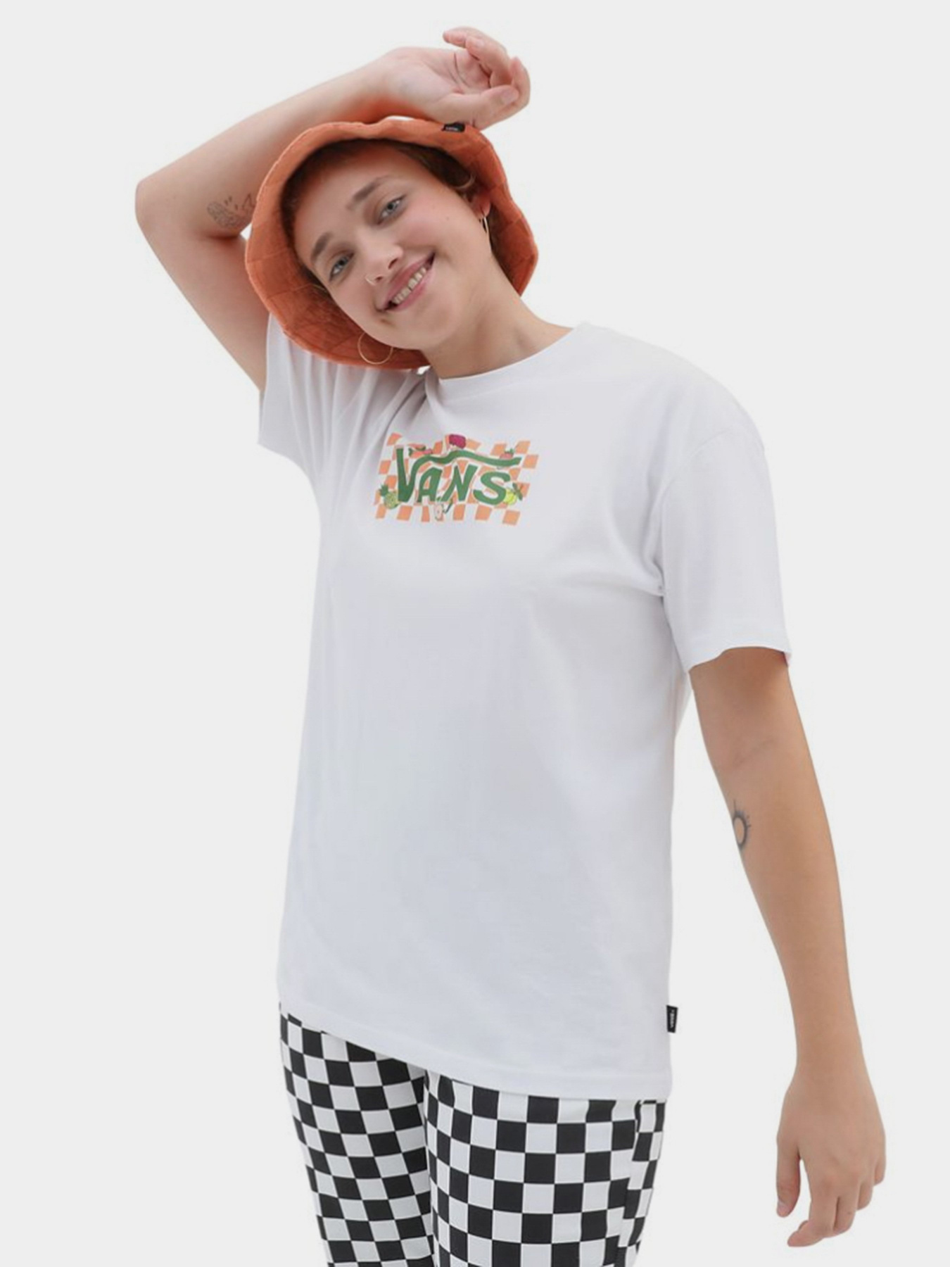 Футболки і поло Vans Fruit Checkerboard Box Logo модель VN0003V8WHT1 Футболки і поло Vans Fruit Checkerboard Box Logo модель VN0003V8WHT1 Фото