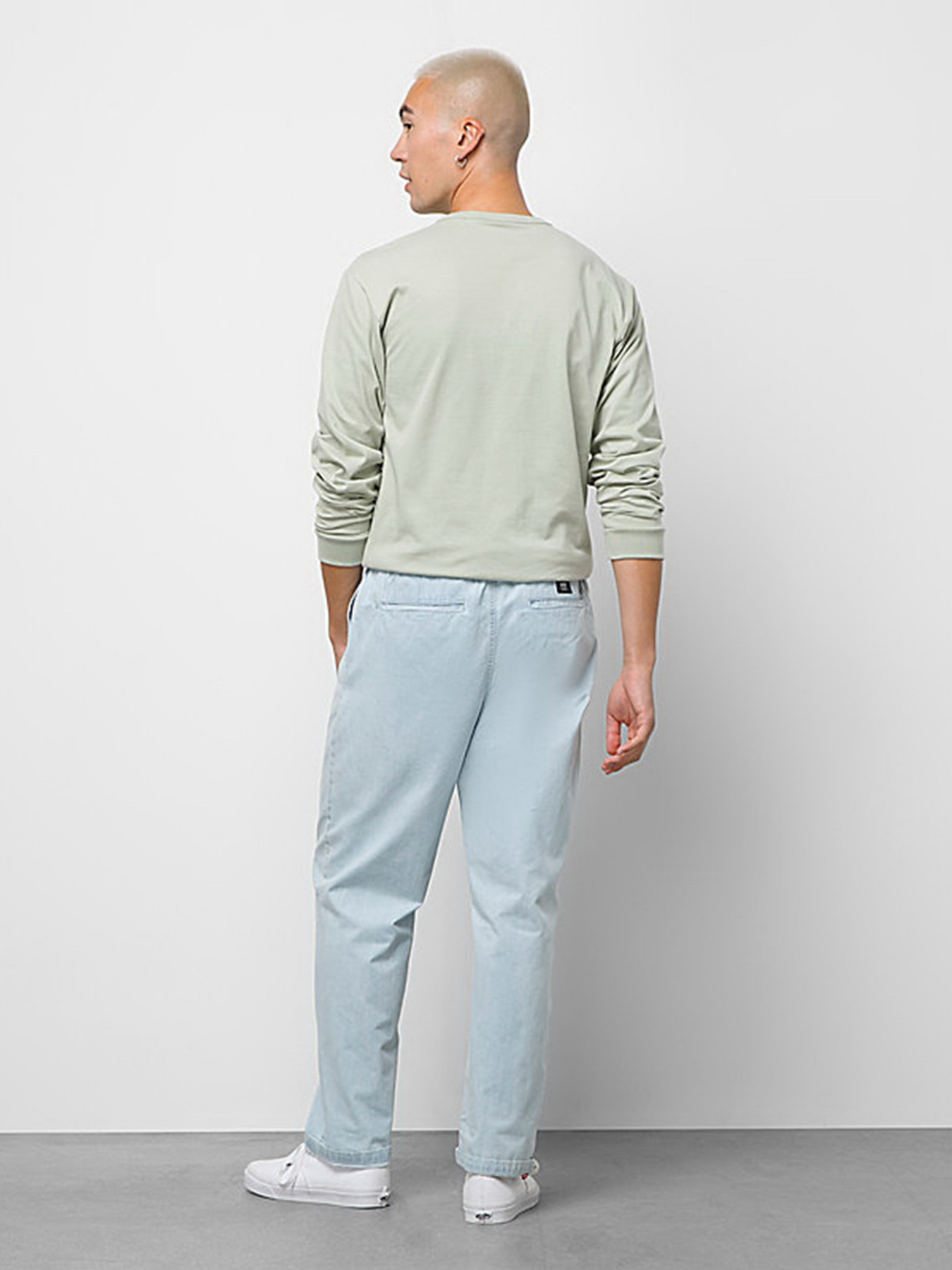 Джинсы Vans Range Denim Loose Tapered Elastic модель VN0005Z2TTJ1 Фото