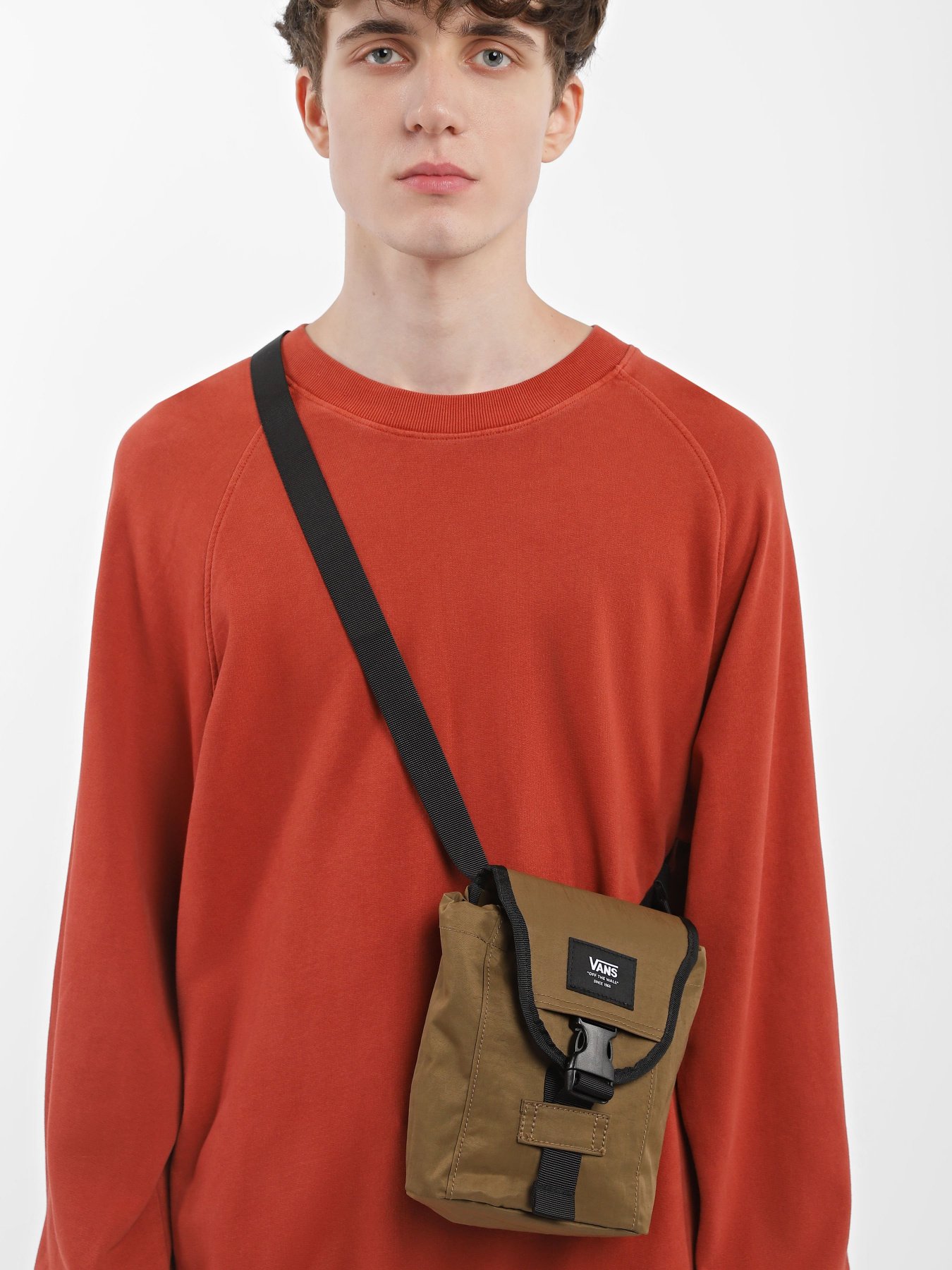 Сумки Vans Cast Shoulder Bag модель VN00082J0E01 Фото