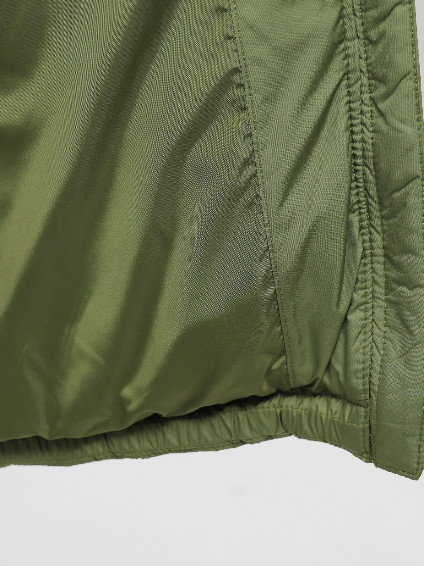 Куртки та дублянки Vans Norris Puffer MTE-1 модель VN0008JFC891 Куртки та дублянки Vans Norris Puffer MTE-1 модель VN0008JFC891 Фото
