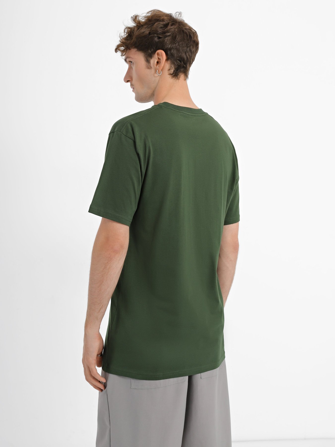 Футболки і поло Vans Left Chest Logo II модель VN0A7TLGCBP1 Футболки і поло Vans Left Chest Logo II модель VN0A7TLGCBP1 Фото