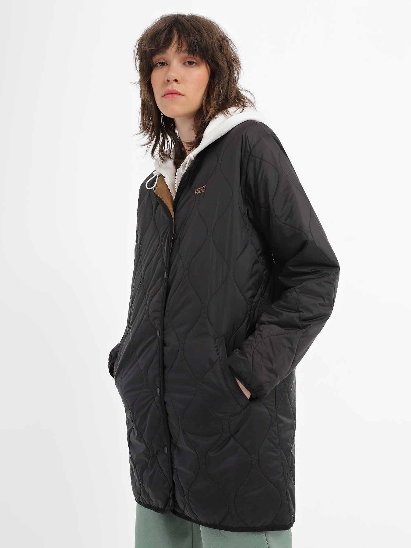 Куртки та дублянки Vans Long Reversible Liner модель VN0A7RNKCDE1 Фото