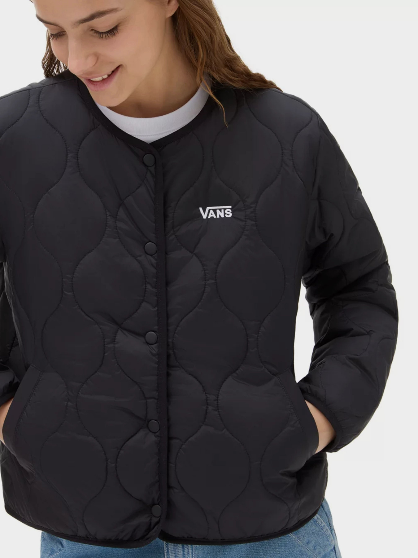 Куртки та дублянки Vans Forces Reversible Liner Wmn модель VN0A7RNGKOU1 Куртки та дублянки Vans Forces Reversible Liner Wmn модель VN0A7RNGKOU1 Фото