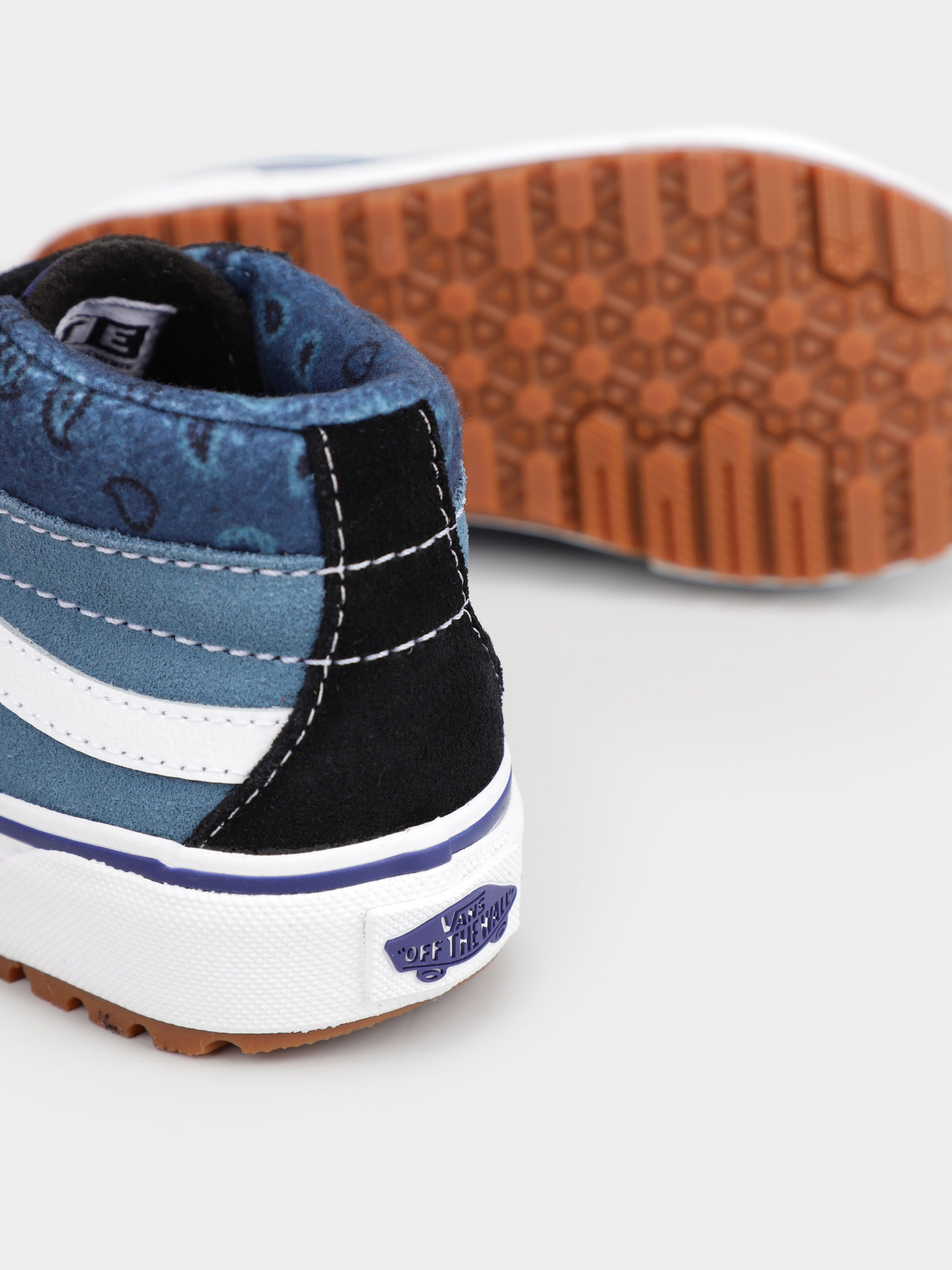 Кеди Vans Sk8-Hi Mid модель VN0A5KROY611 Кеди Vans Sk8-Hi Mid модель VN0A5KROY611 Фото