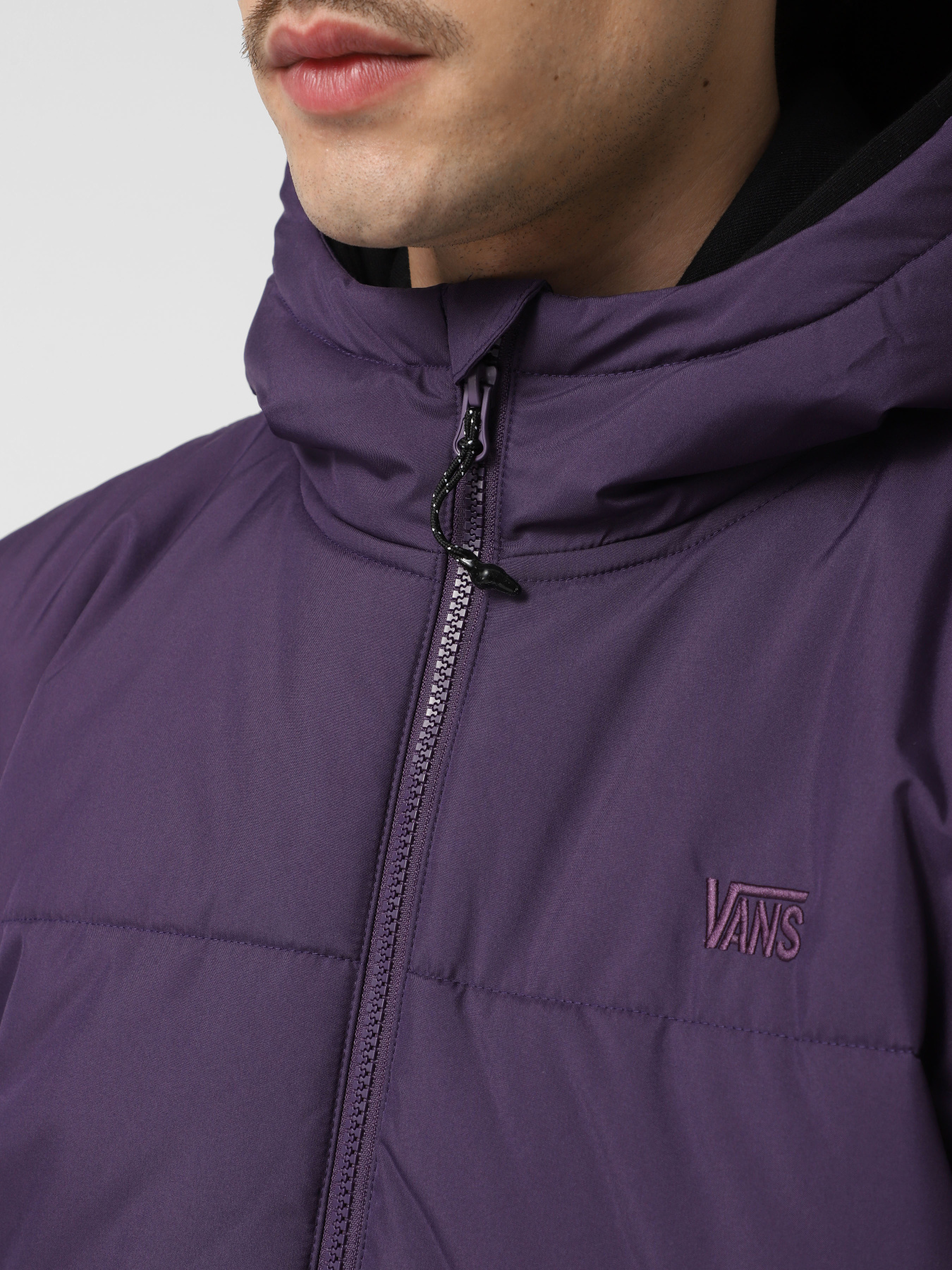 Куртки та дублянки Vans MTE Norris модель VN000HN611E1 Фото
