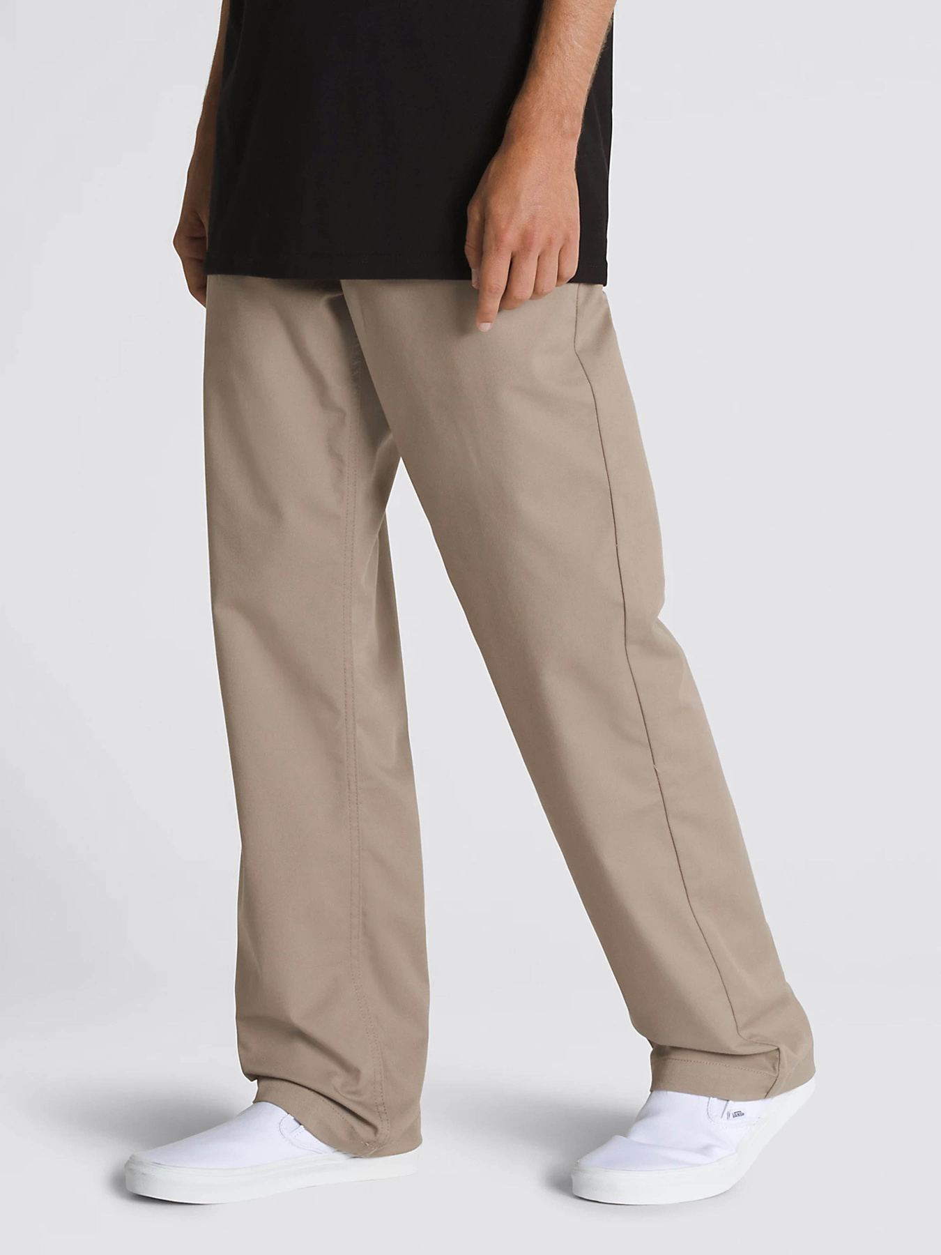 Брюки Vans Authentic Chino Relaxed модель VN000HZBYEH1 Брюки Vans Authentic Chino Relaxed модель VN000HZBYEH1 Фото