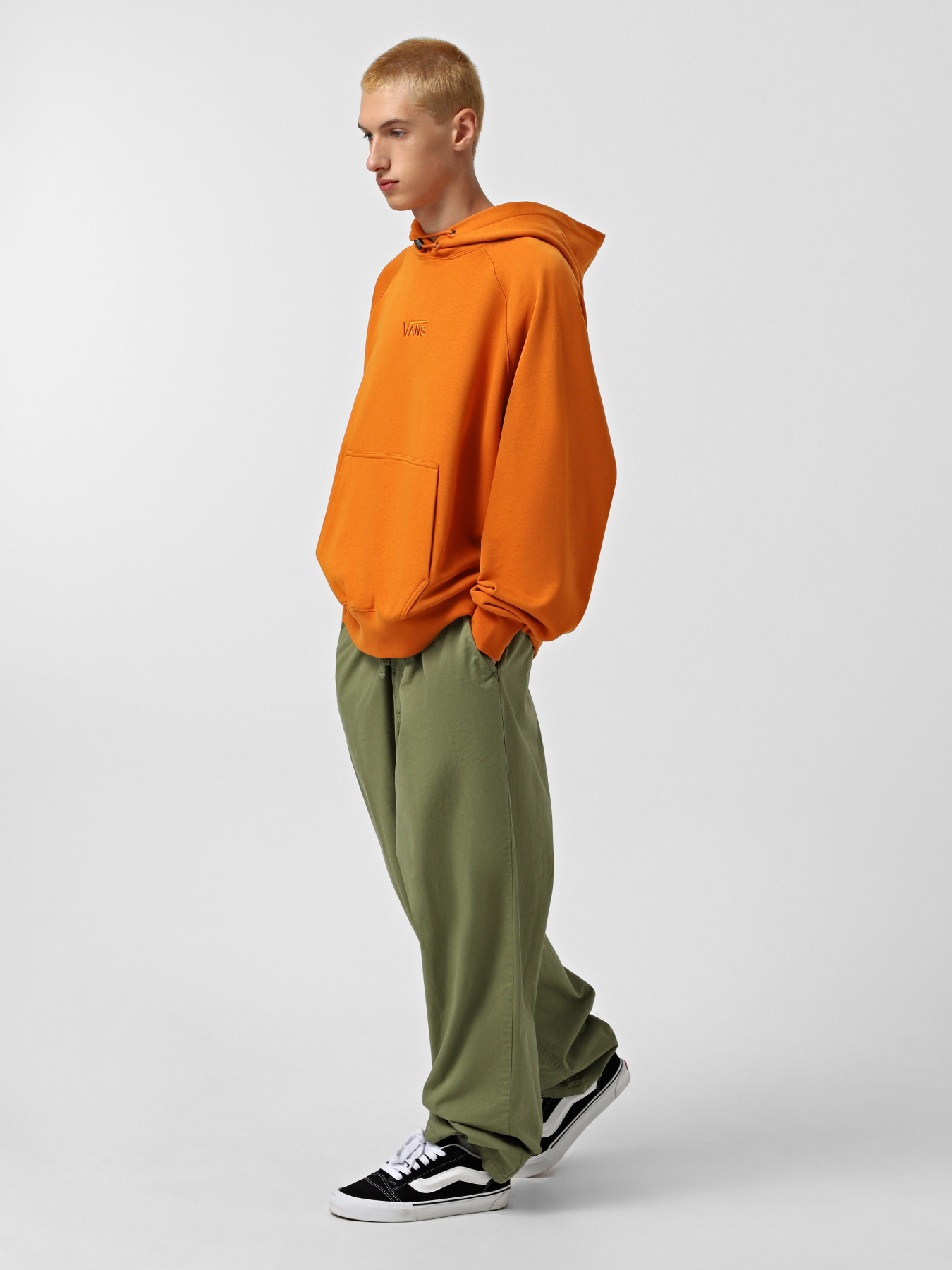 Штани Vans Range Baggy Tapered Elastic Waist модель VN00000DZBF1 Штани Vans Range Baggy Tapered Elastic Waist модель VN00000DZBF1 Фото