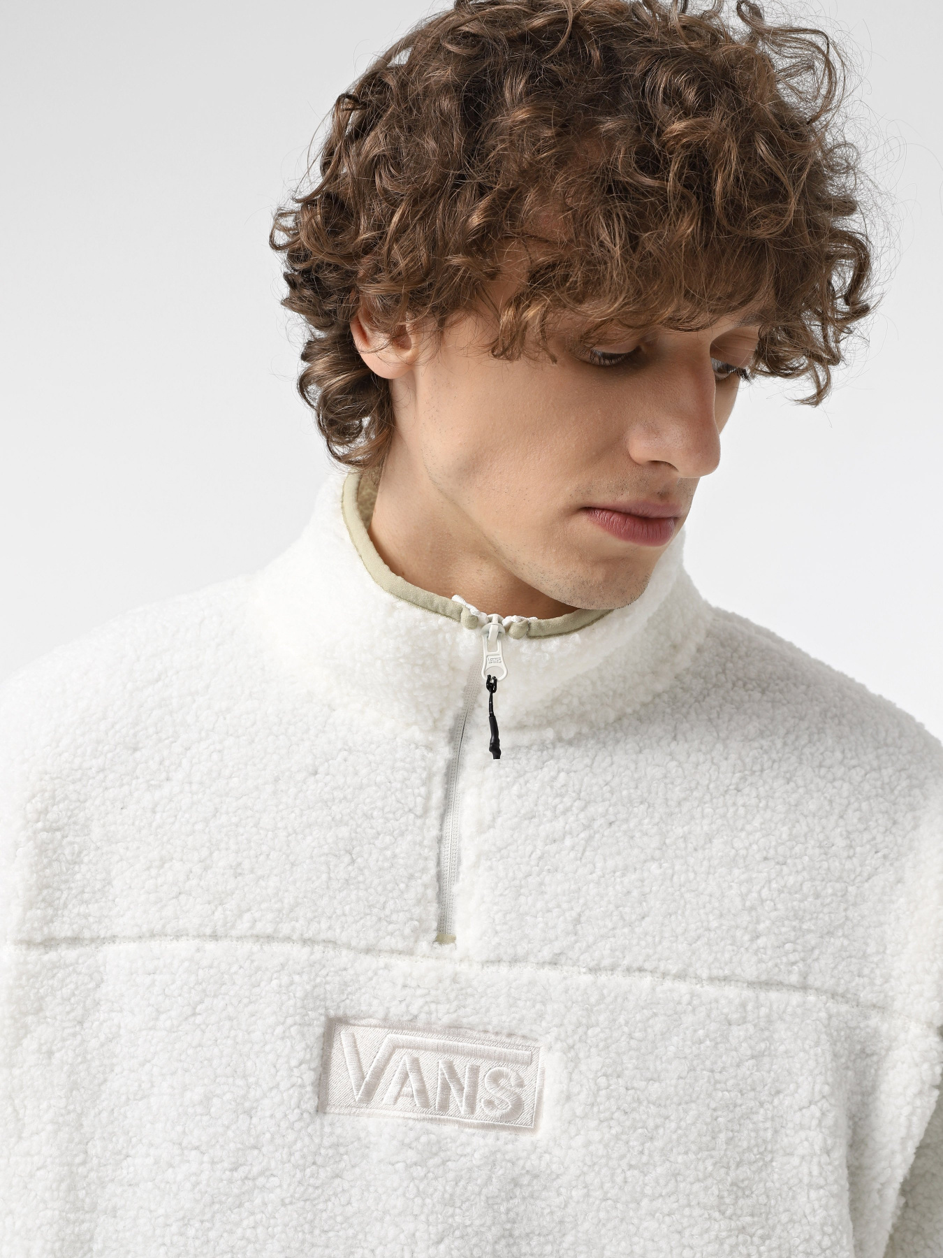 Худі та світшоти Vans Boxed Sherpa Qzip модель VN000HPFFS81 Худі та світшоти Vans Boxed Sherpa Qzip модель VN000HPFFS81 Фото