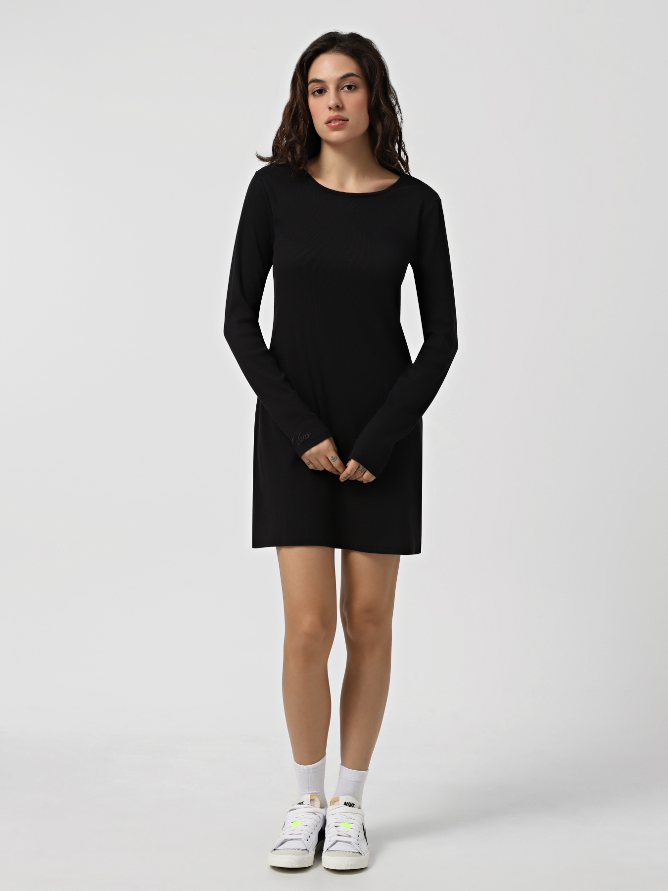 Сукні Vans Drew Rib модель VN000NDGBLK1 Фото