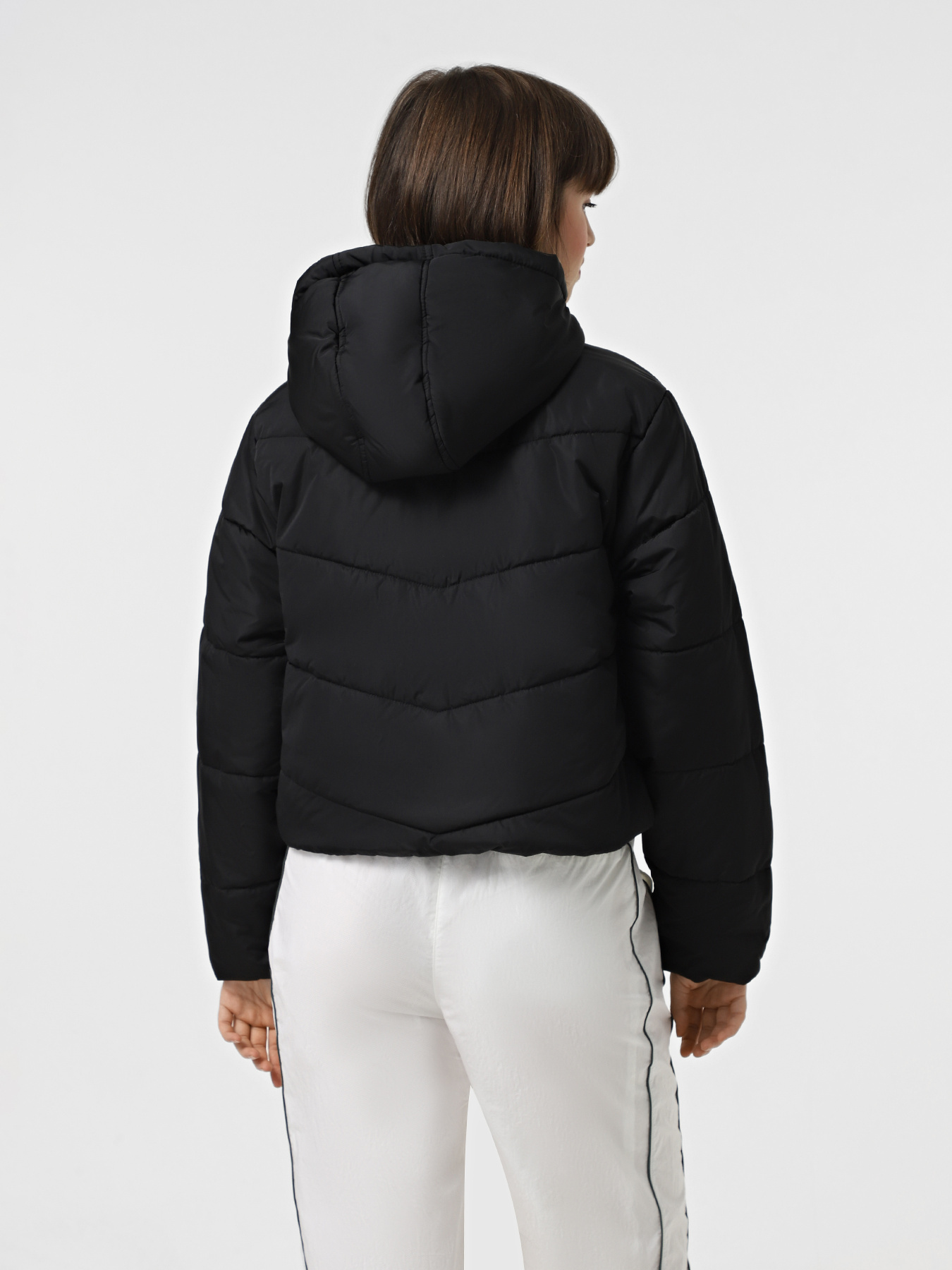 Куртки и дубленки Vans Foundry Crop Puff Hood модель VN000H5EBLK1 Фото