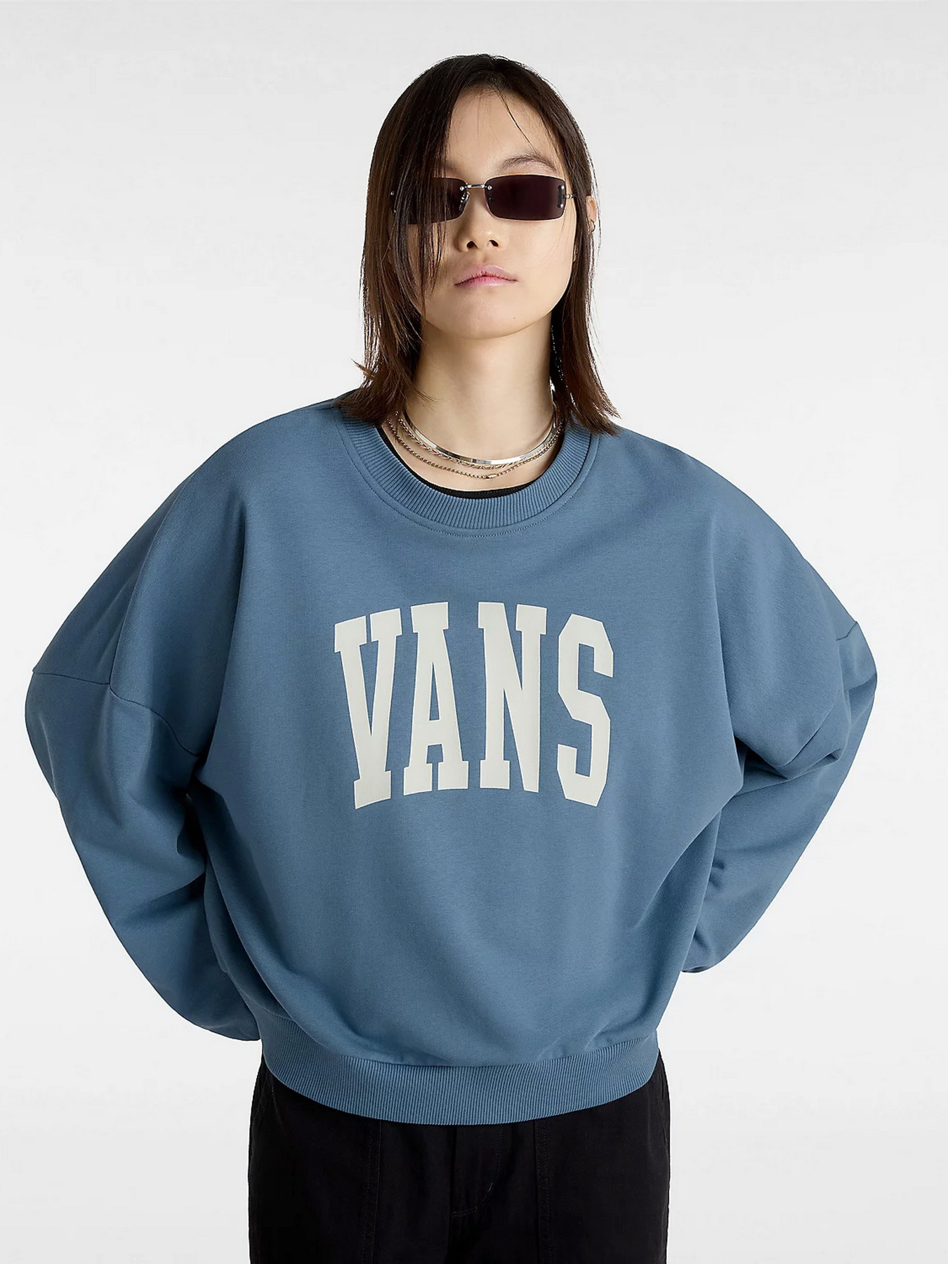 Худі та світшоти Vans Stadium Loose Crew модель VN000HCCJCN1 Фото