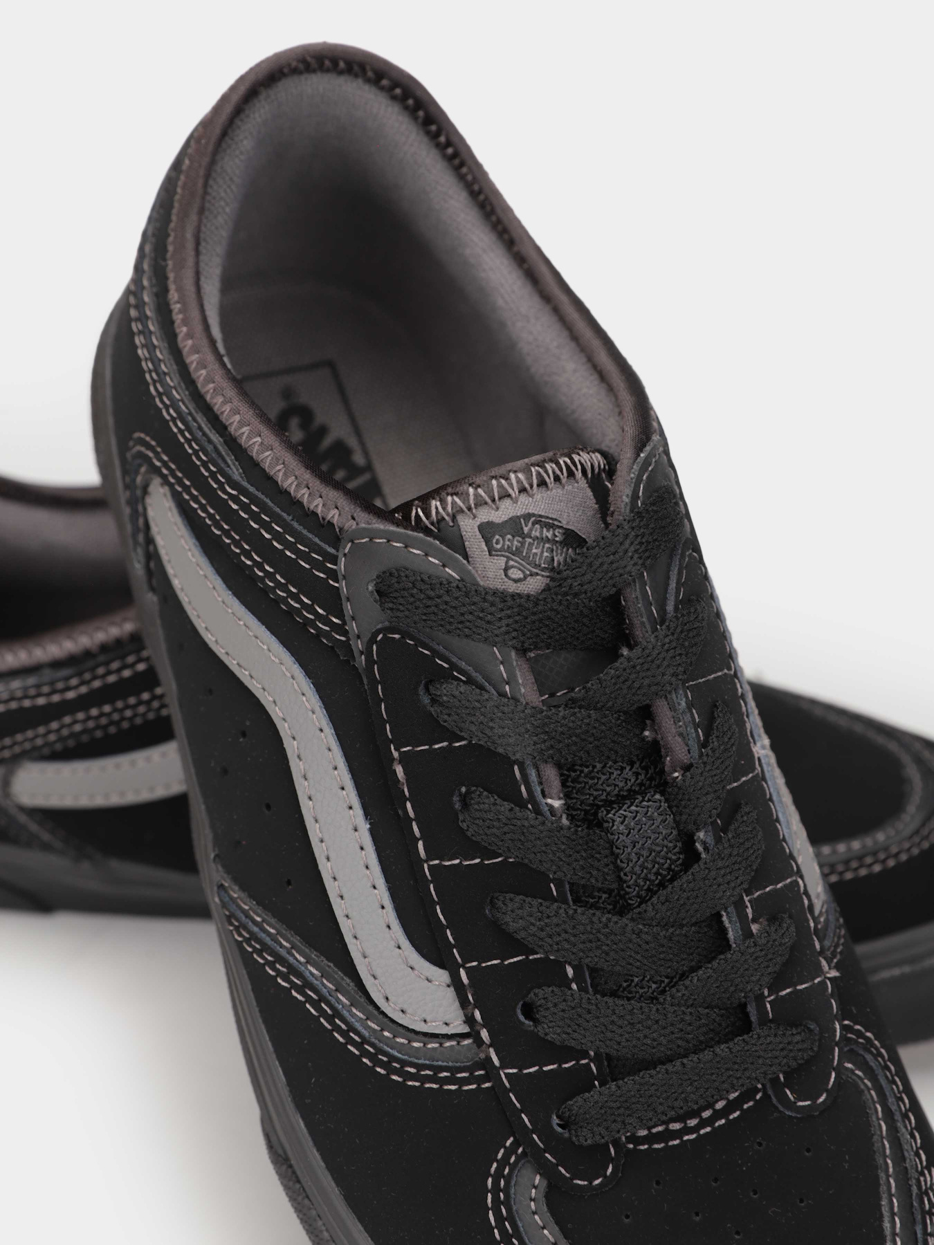Кеды Vans Rowley Classic модель VN000E52FOH1 Фото