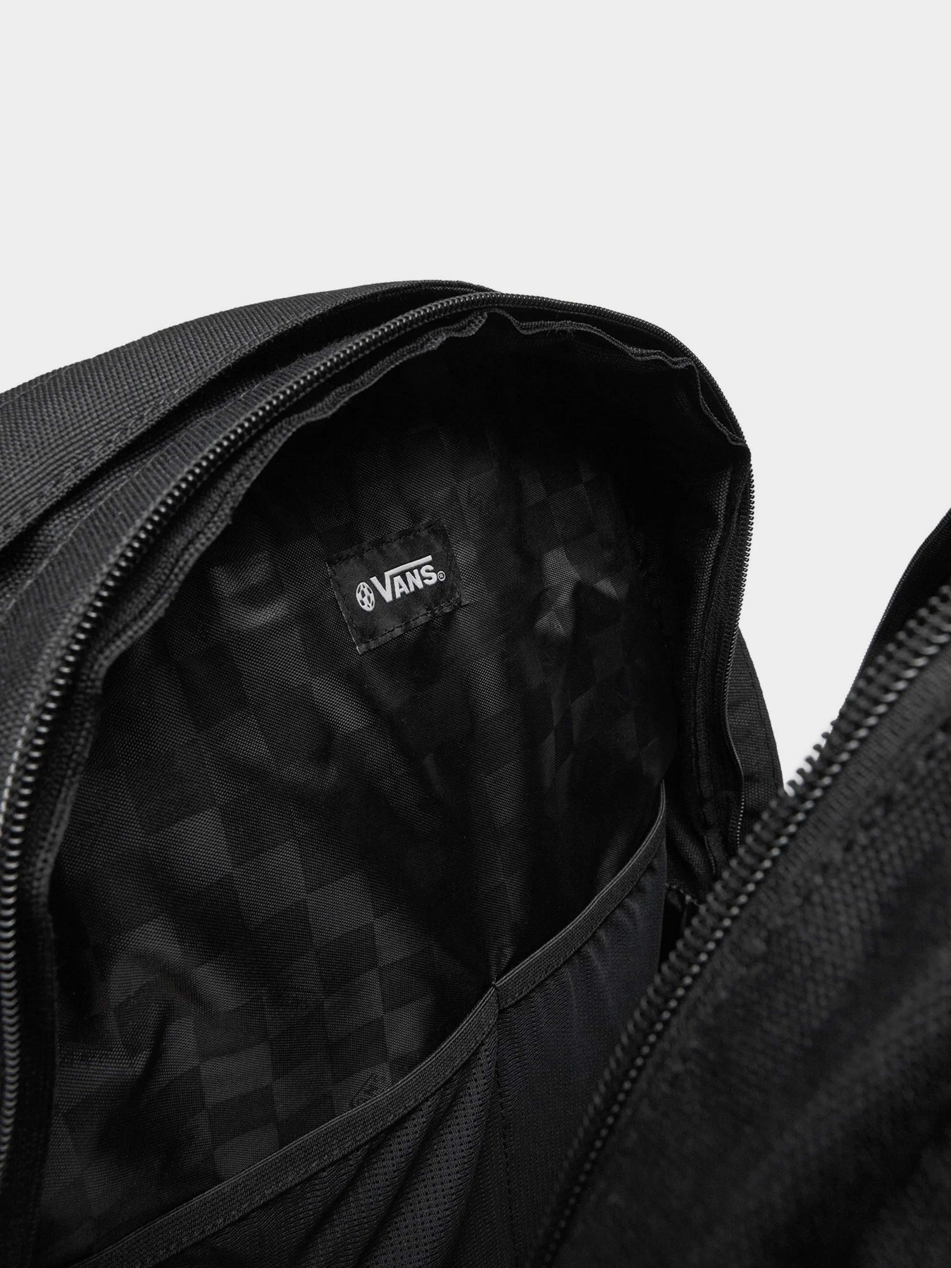 Рюкзаки Vans Old Skool 30L модель VN000HRHBLK1 Фото