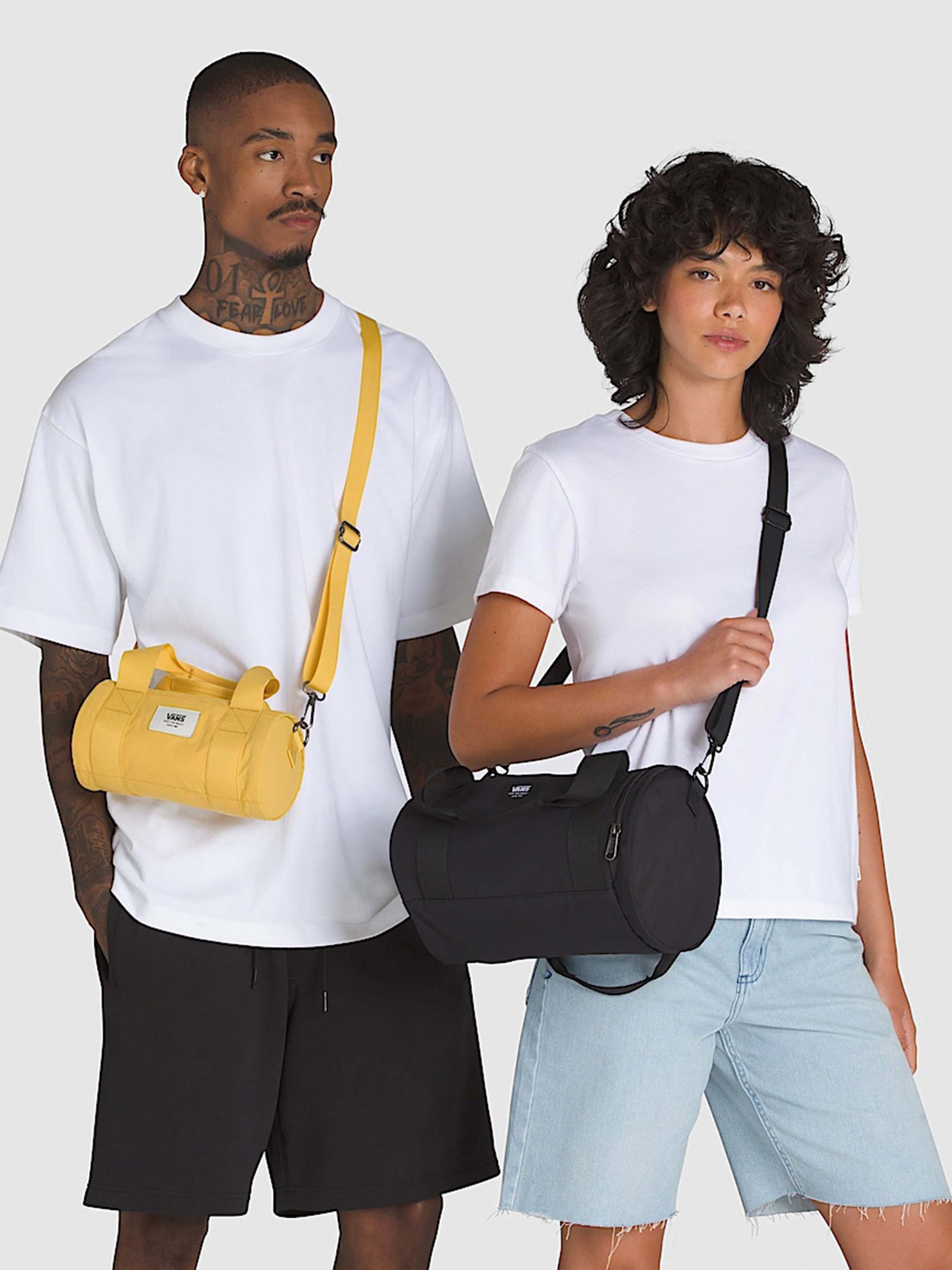 Сумки Vans Barreled Midi модель VN000MNSBLK1 Сумки Vans Barreled Midi модель VN000MNSBLK1 Фото
