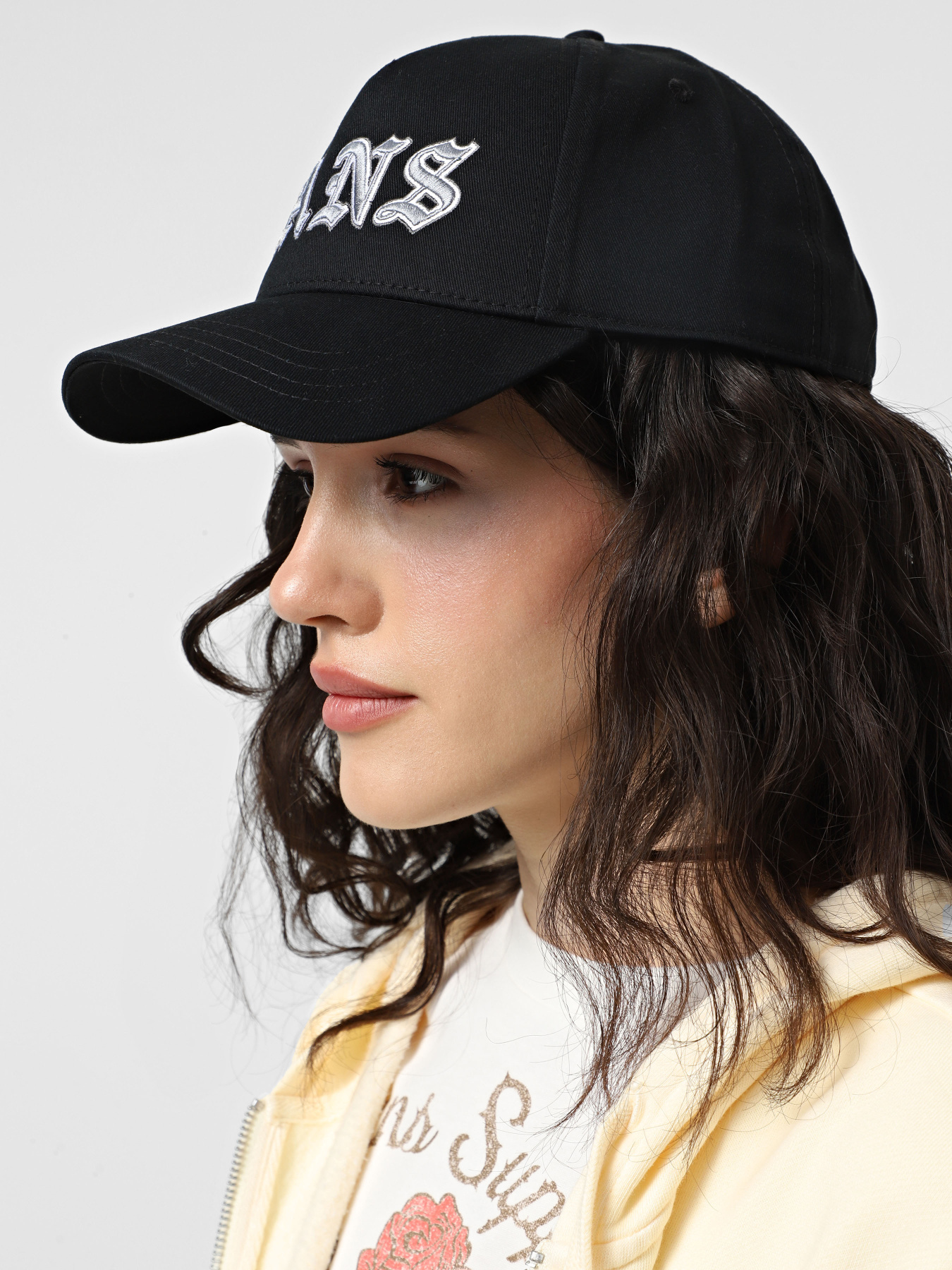Шапки и кепки Vans Original Vans Strapback модель VN000NBSBLK1 Фото