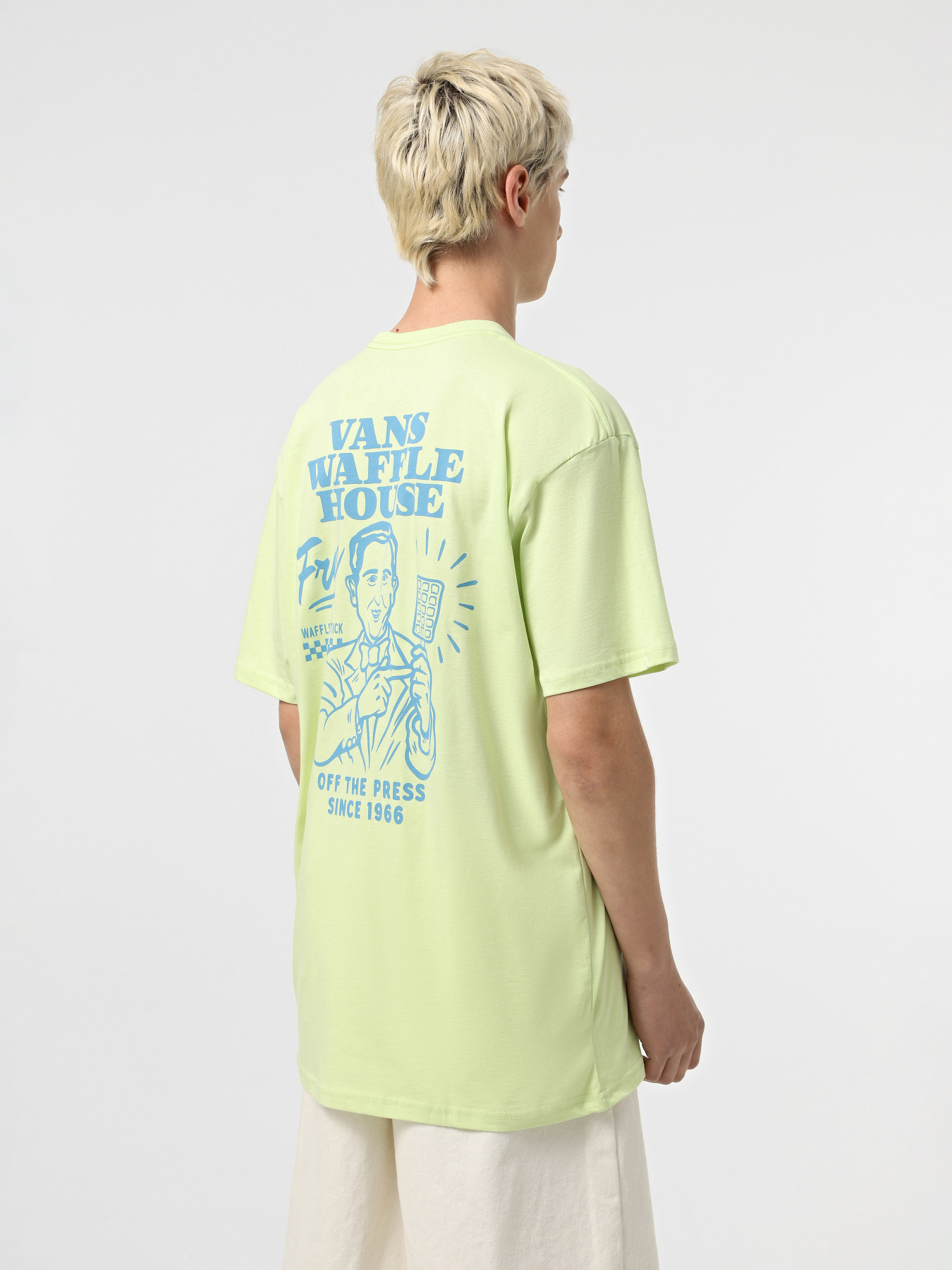 Футболки і поло Vans Death Grip модель VN000M5ACLH1 Футболки і поло Vans Death Grip модель VN000M5ACLH1 Фото