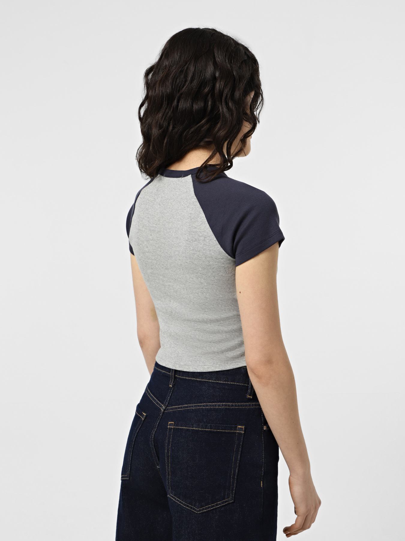 Футболки і поло Vans Clare Raglan модель VN000M96EBD1 Фото
