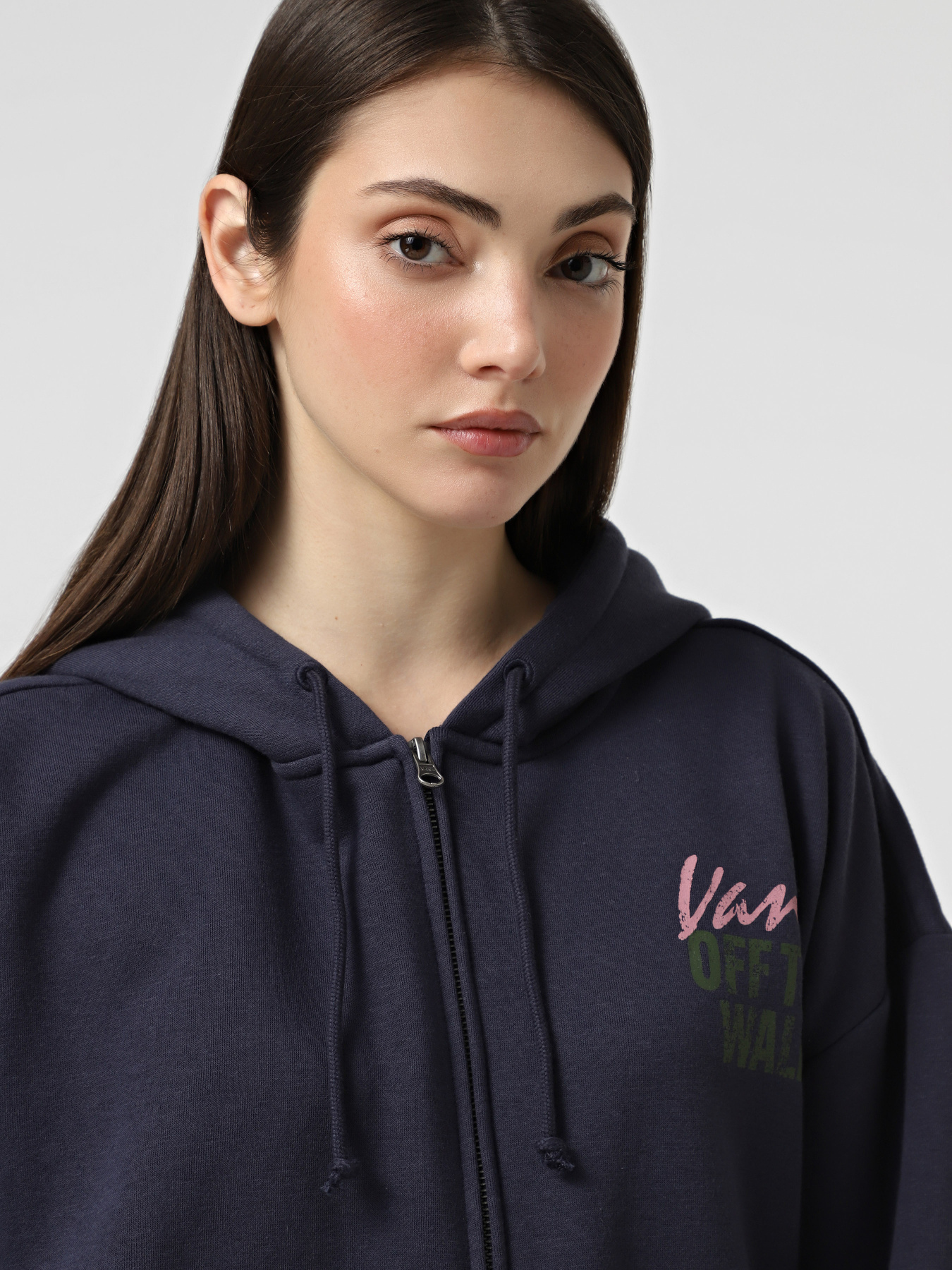 Худі та світшоти Vans модель VN000Q43JDU1 Худі та світшоти Vans модель VN000Q43JDU1 Фото