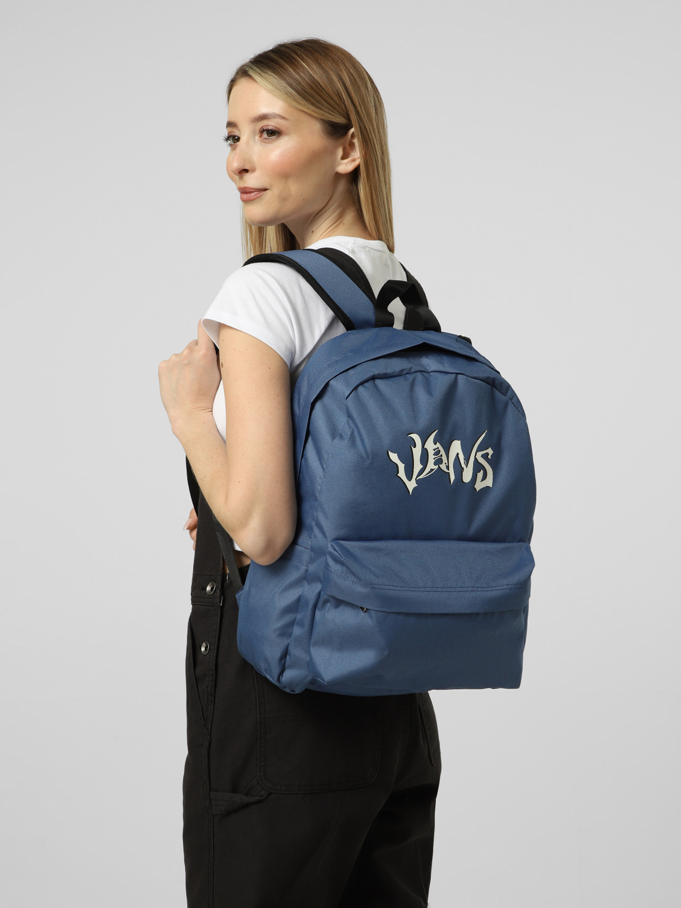 Рюкзаки Vans OLD SKOOL BACKPACK модель VN000H4W5TU1 Рюкзаки Vans OLD SKOOL BACKPACK модель VN000H4W5TU1 Фото