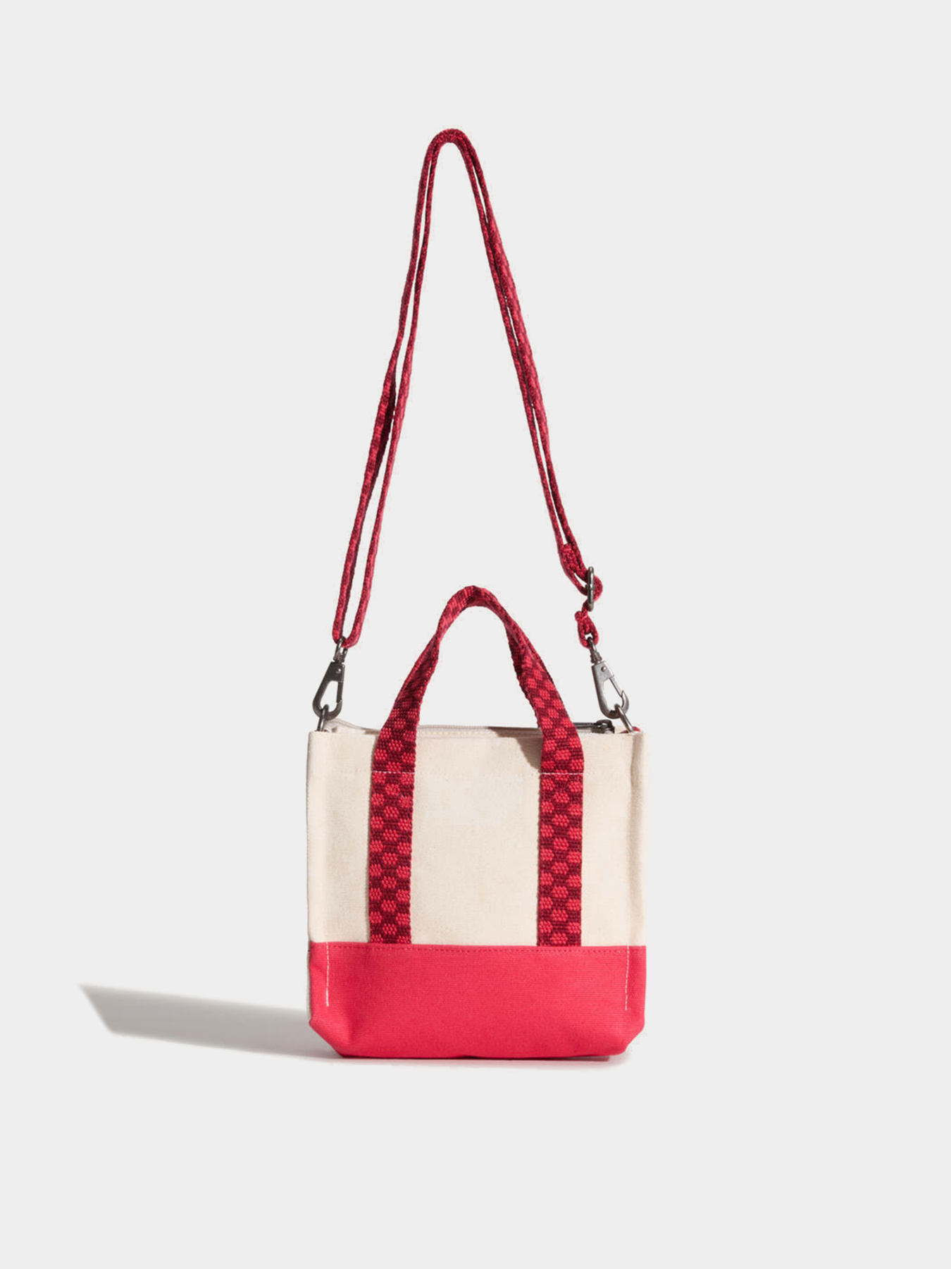 Сумки Vans LIL PERGS TOTE модель VN000HRWFO91 Сумки Vans LIL PERGS TOTE модель VN000HRWFO91 Фото