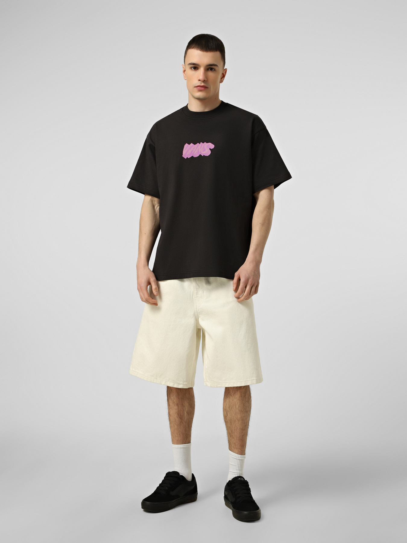 Футболки и поло Vans STONE SWIRL LOOSE SS TEE модель VN000VY1BLK1 Футболки и поло Vans STONE SWIRL LOOSE SS TEE модель VN000VY1BLK1 Фото