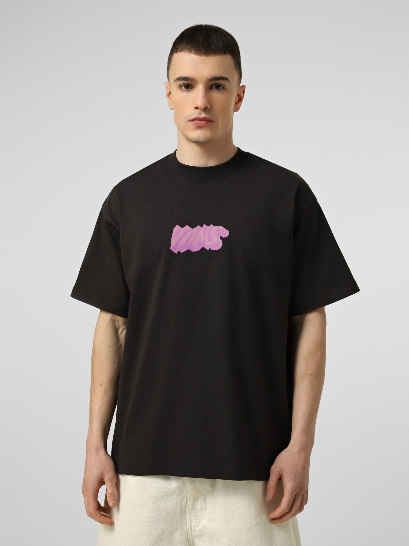 Футболки и поло Vans STONE SWIRL LOOSE SS TEE модель VN000VY1BLK1 Футболки и поло Vans STONE SWIRL LOOSE SS TEE модель VN000VY1BLK1 Фото