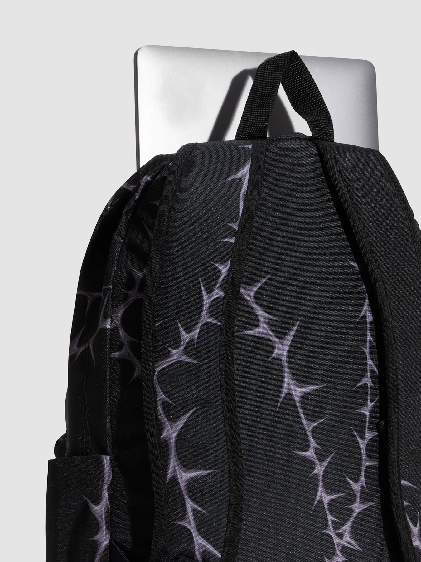 Рюкзаки Vans OLD SKOOL BACKPACK модель VN000H4WEMV1 Рюкзаки Vans OLD SKOOL BACKPACK модель VN000H4WEMV1 Фото
