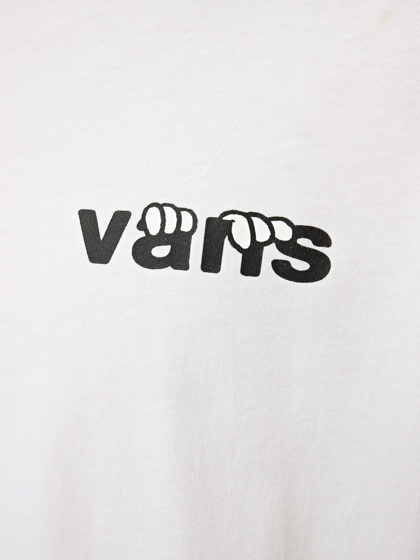 Футболки і поло Vans KEYHOLE CLASSIC SS TEE модель VN000VYFWHT1 Фото