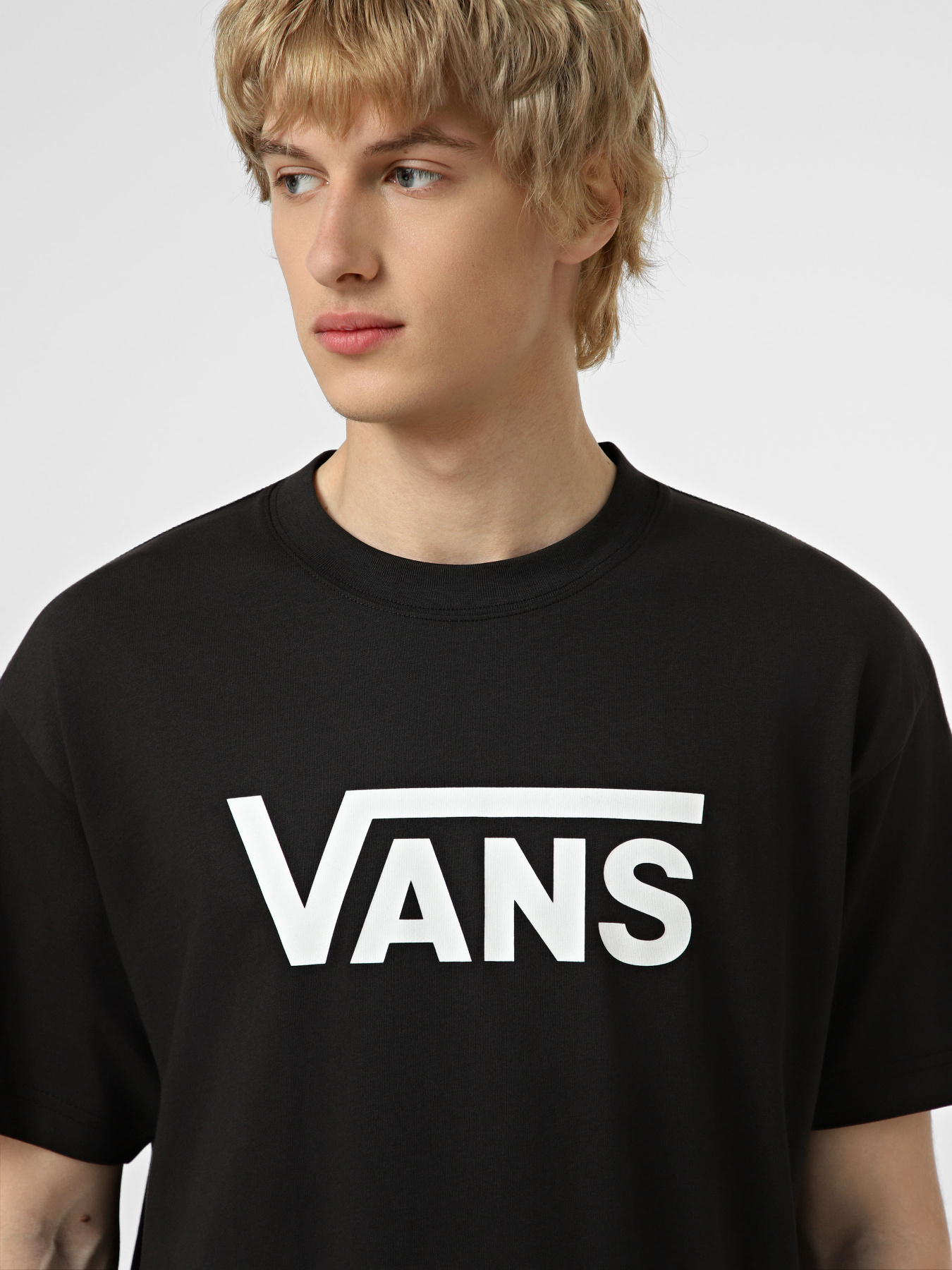 Футболки и поло Vans VANS CLASSIC SS TEE модель VN000RA1BLK1 Фото