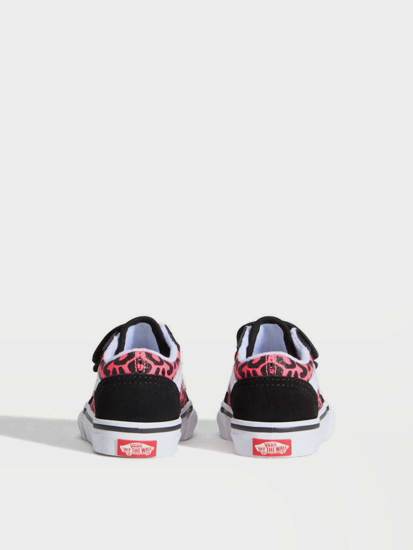 Кеды Vans OLD SKOOL V модель VN000CRWFOC1 Кеды Vans OLD SKOOL V модель VN000CRWFOC1 Фото