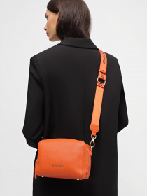 Сумки Valentino Pattie модель VBS52901G F53 Фото