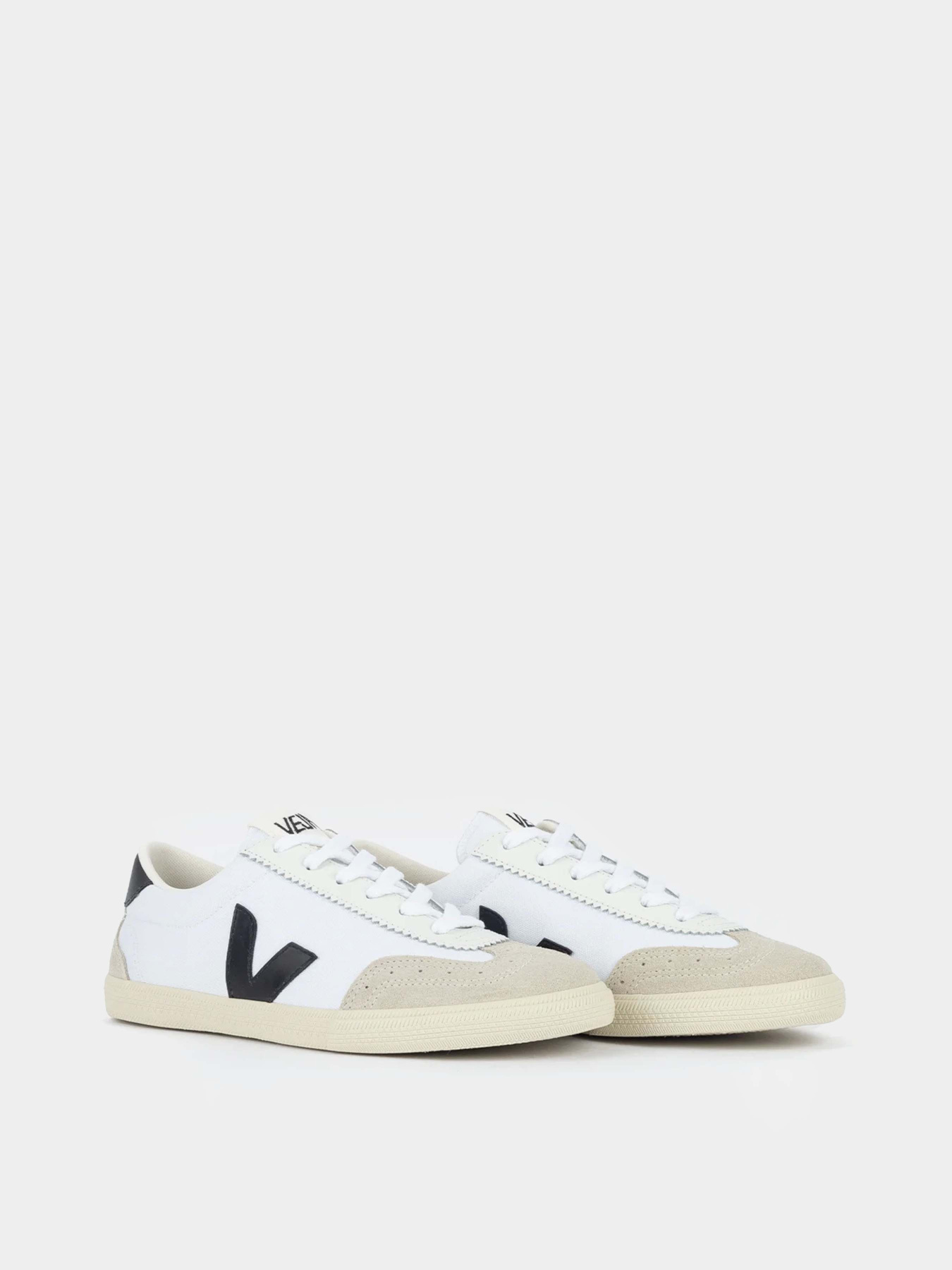 Кеди Veja модель VO0103524 VOLLEY Фото