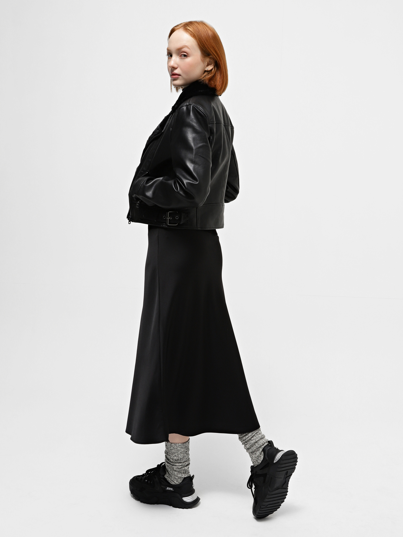 Куртки та дублянки Vero Moda модель 10250405_Black Фото