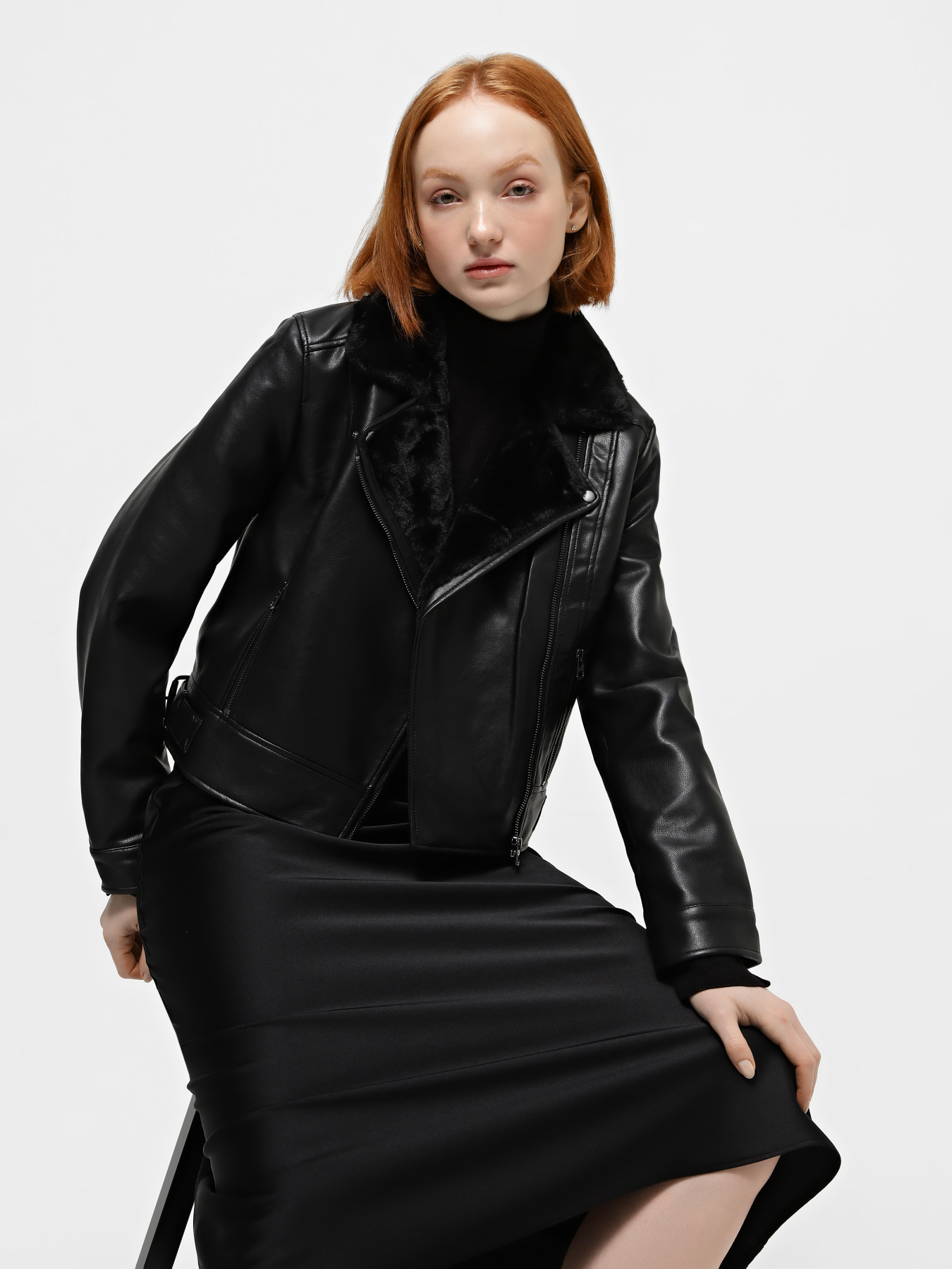 Куртки та дублянки Vero Moda модель 10250405_Black Фото