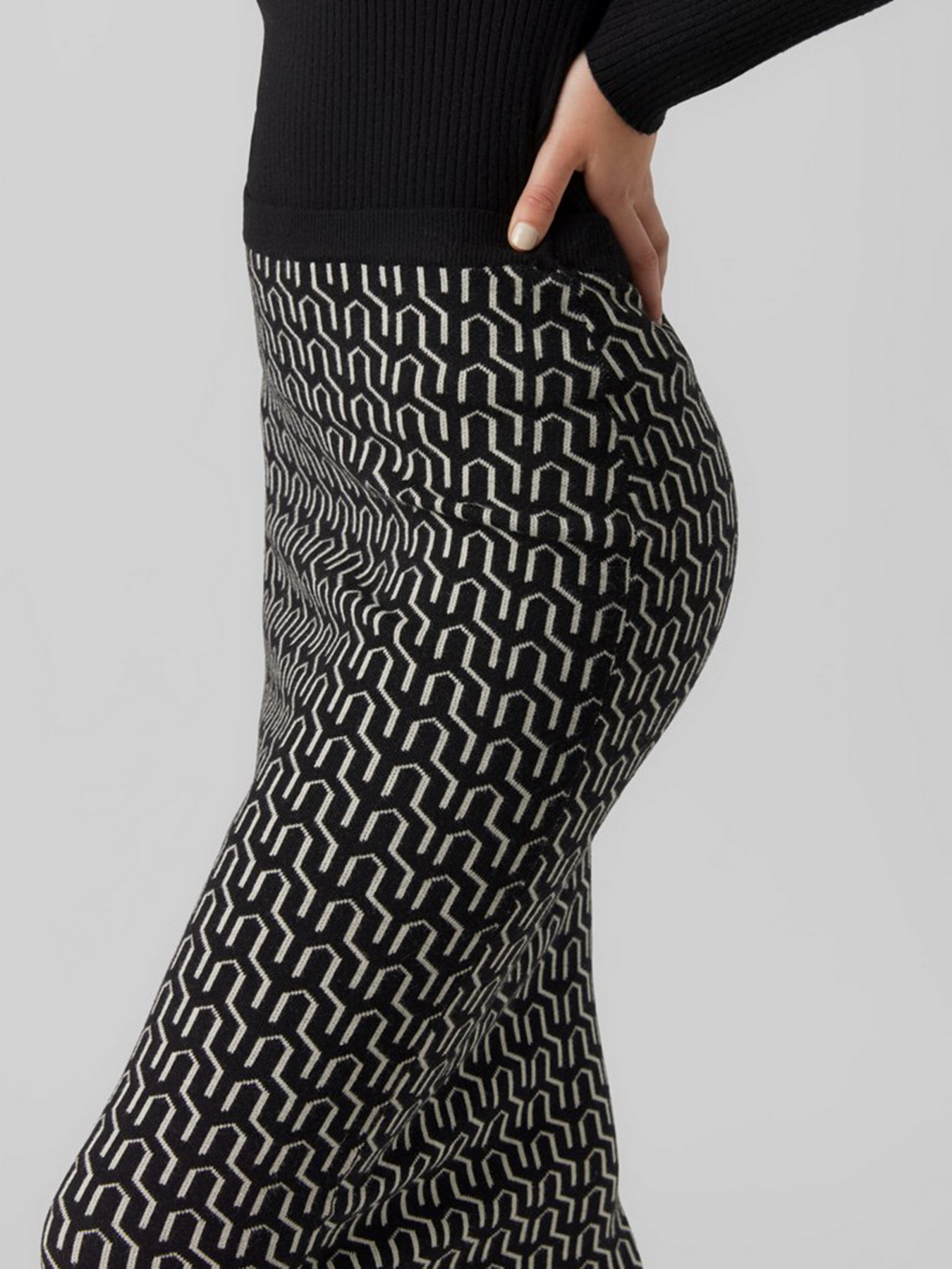 Спідниці Vero Moda модель 10290623_Black Спідниці Vero Moda модель 10290623_Black Фото