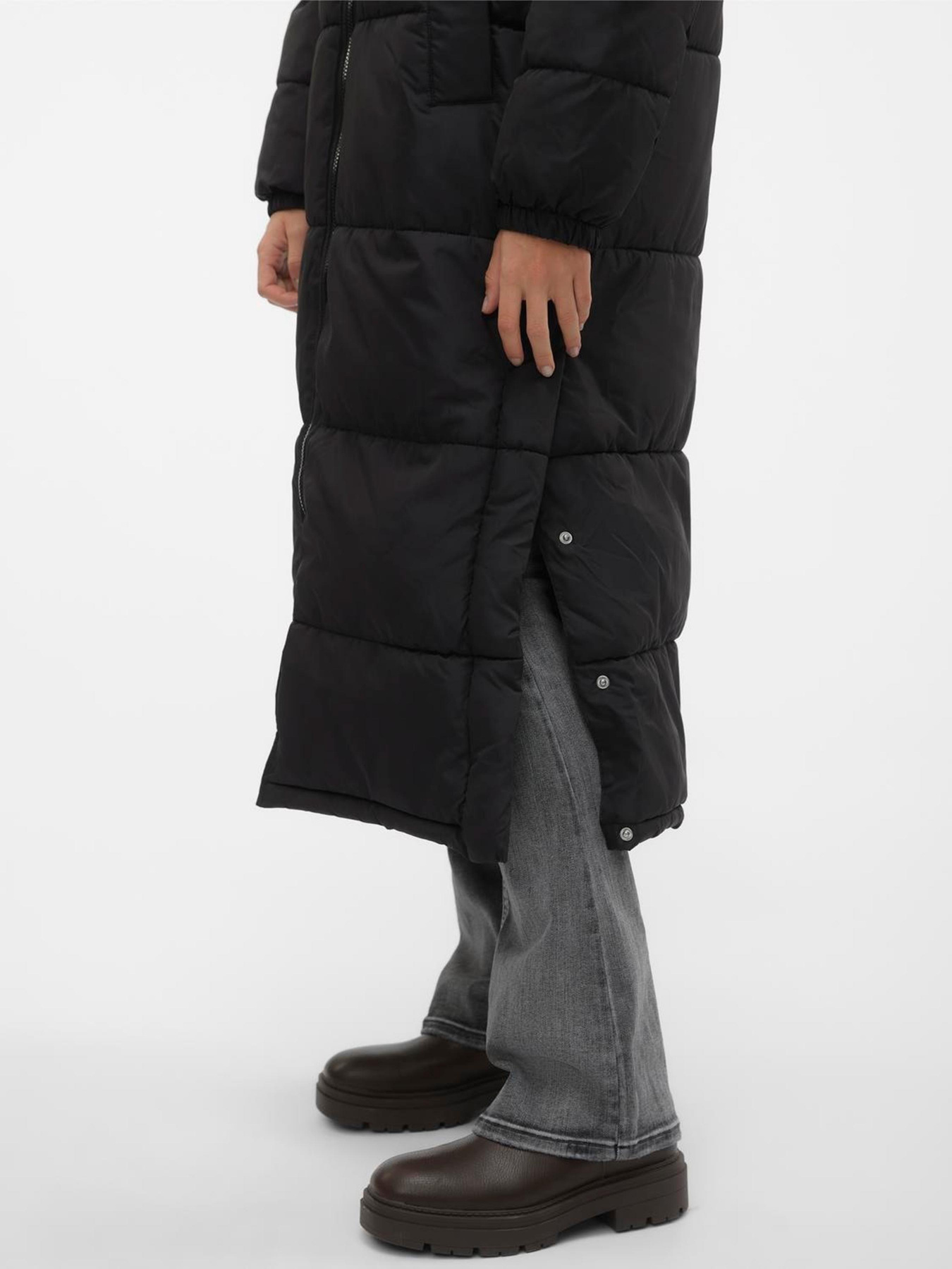 Куртки та дублянки Vero Moda модель 10293012_Black Фото