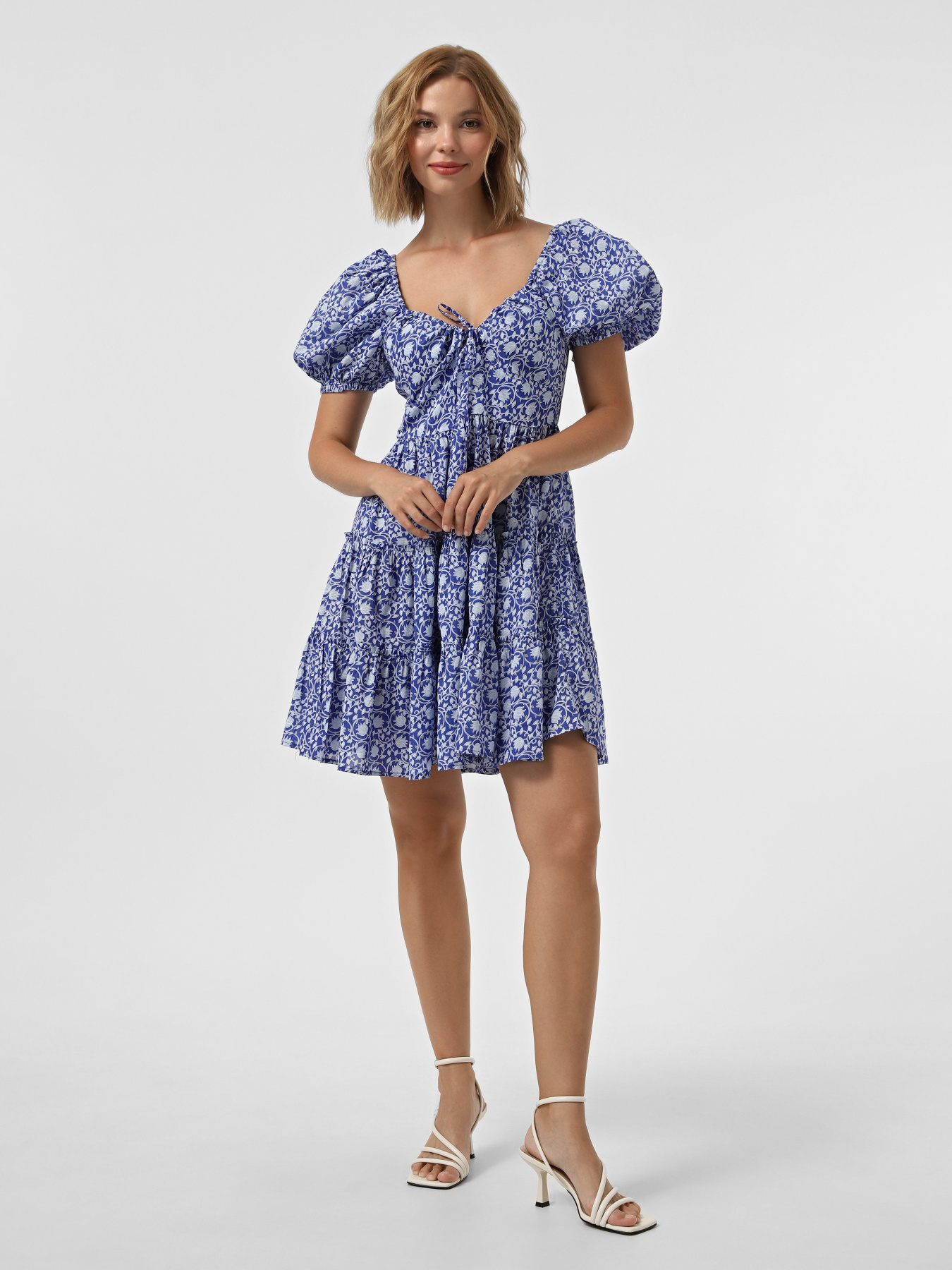 Платья Vero Moda модель 10323902_Dresden Blue FLOWER Платья Vero Moda модель 10323902_Dresden Blue FLOWER Фото