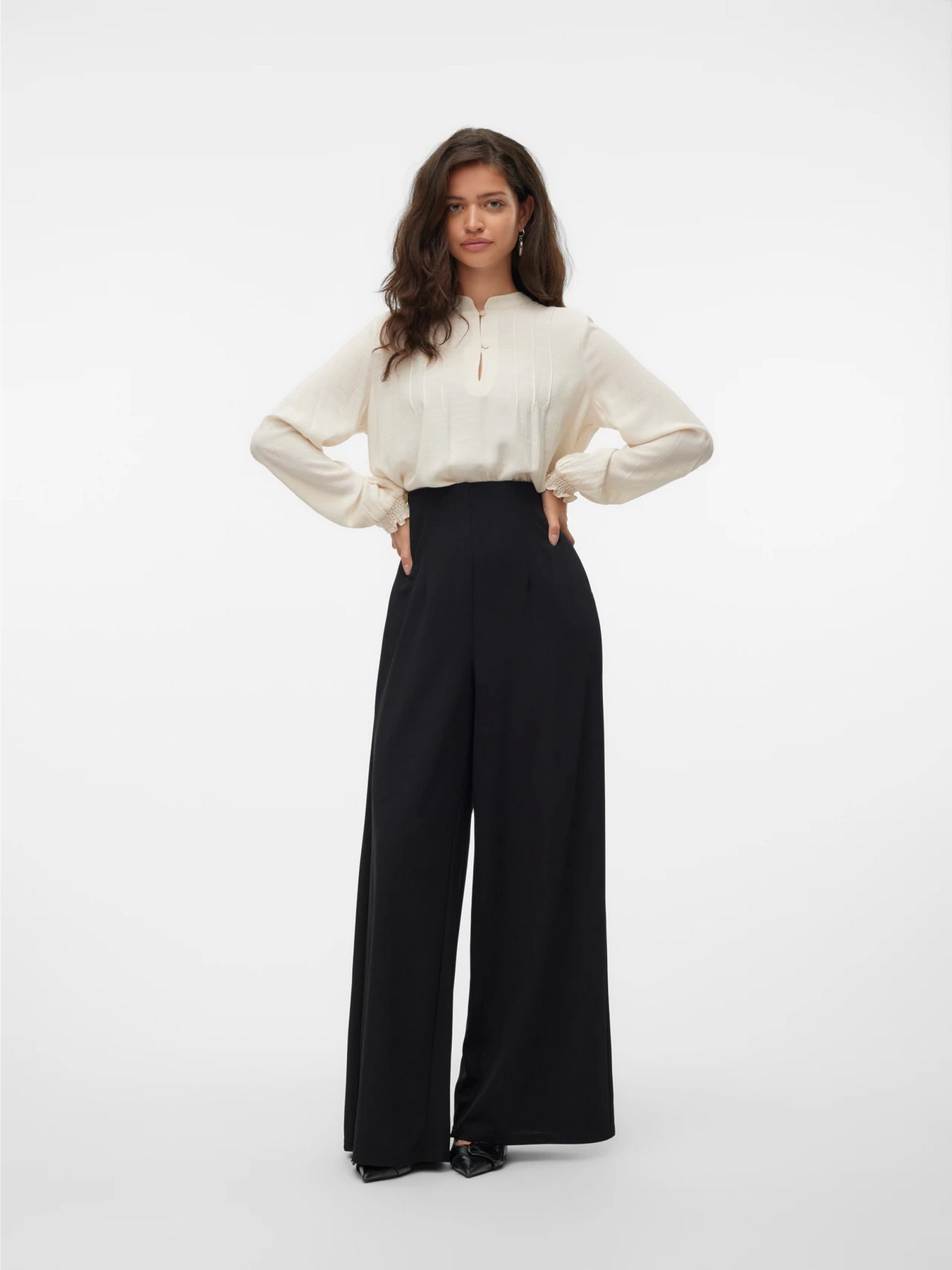Штани Vero Moda модель 10318645_Black Фото