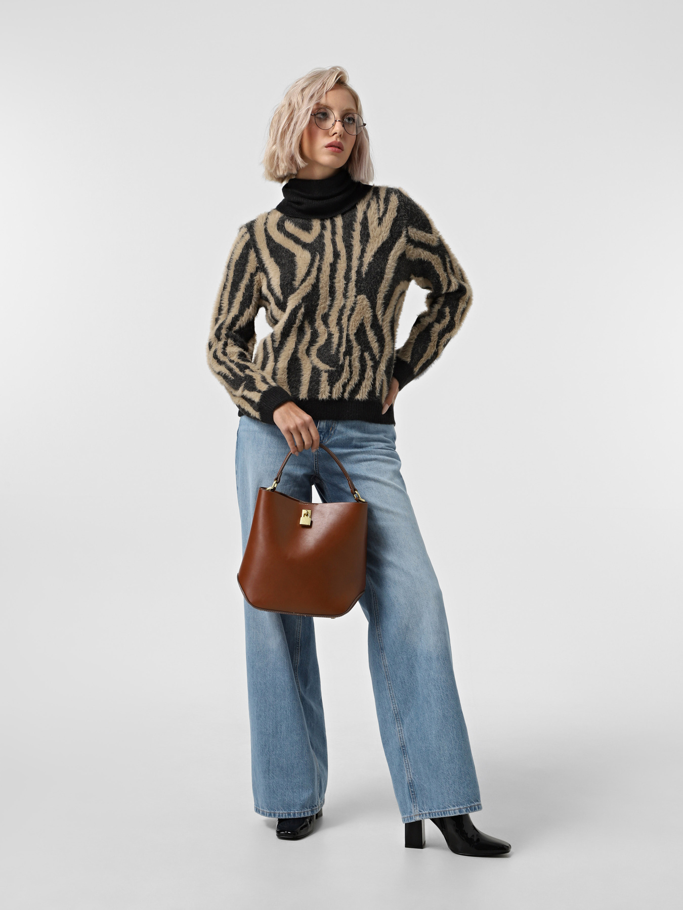 Светри та кардигани Vero Moda модель 10314685_Black W. SILVER MINK Фото