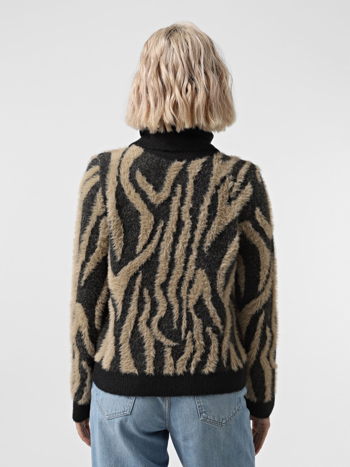 Светри та кардигани Vero Moda модель 10314685_Black W. SILVER MINK Фото