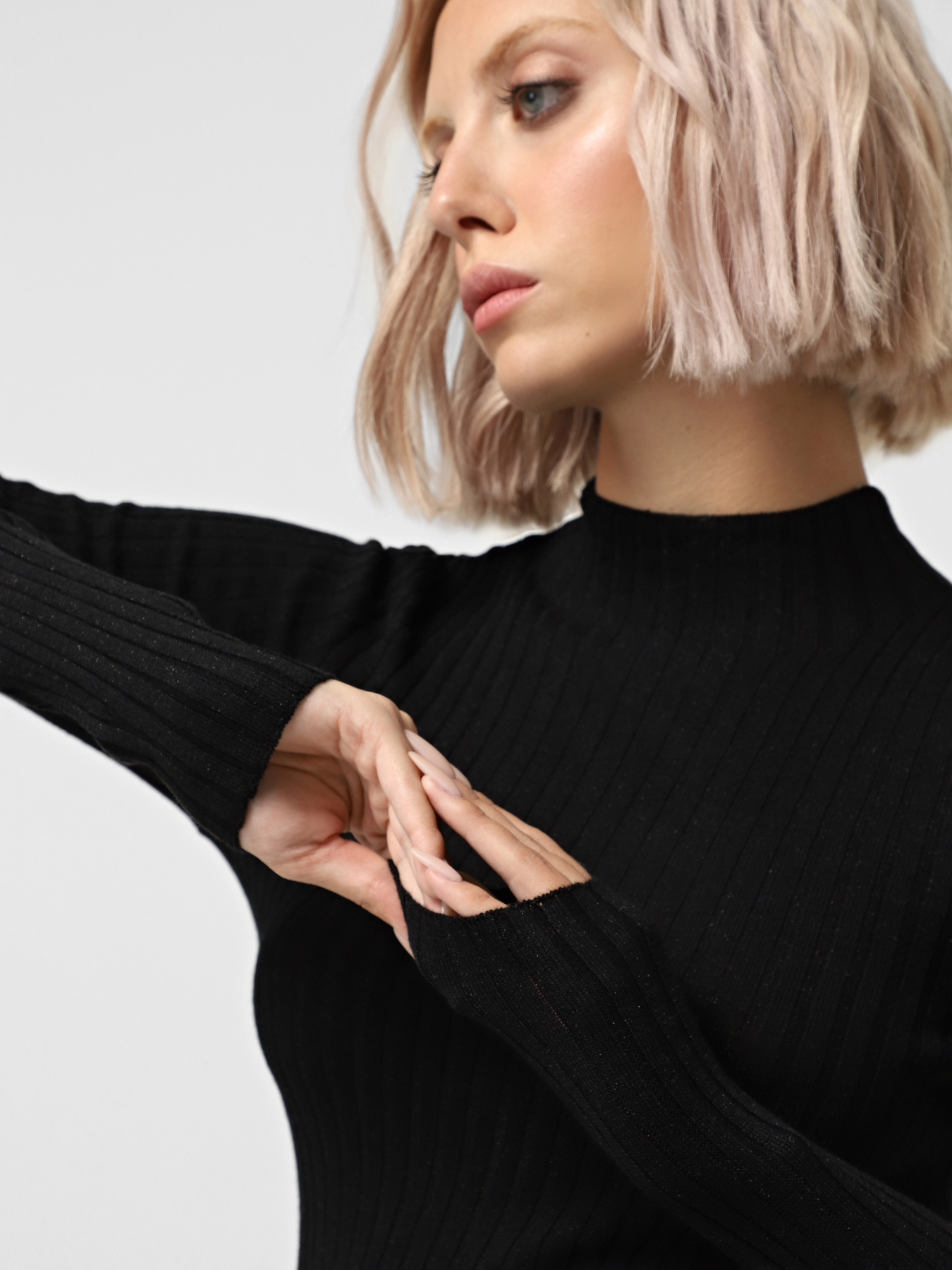 Светри та кардигани Vero Moda модель 10314480_Black W. DTM LUREX Светри та кардигани Vero Moda модель 10314480_Black W. DTM LUREX Фото