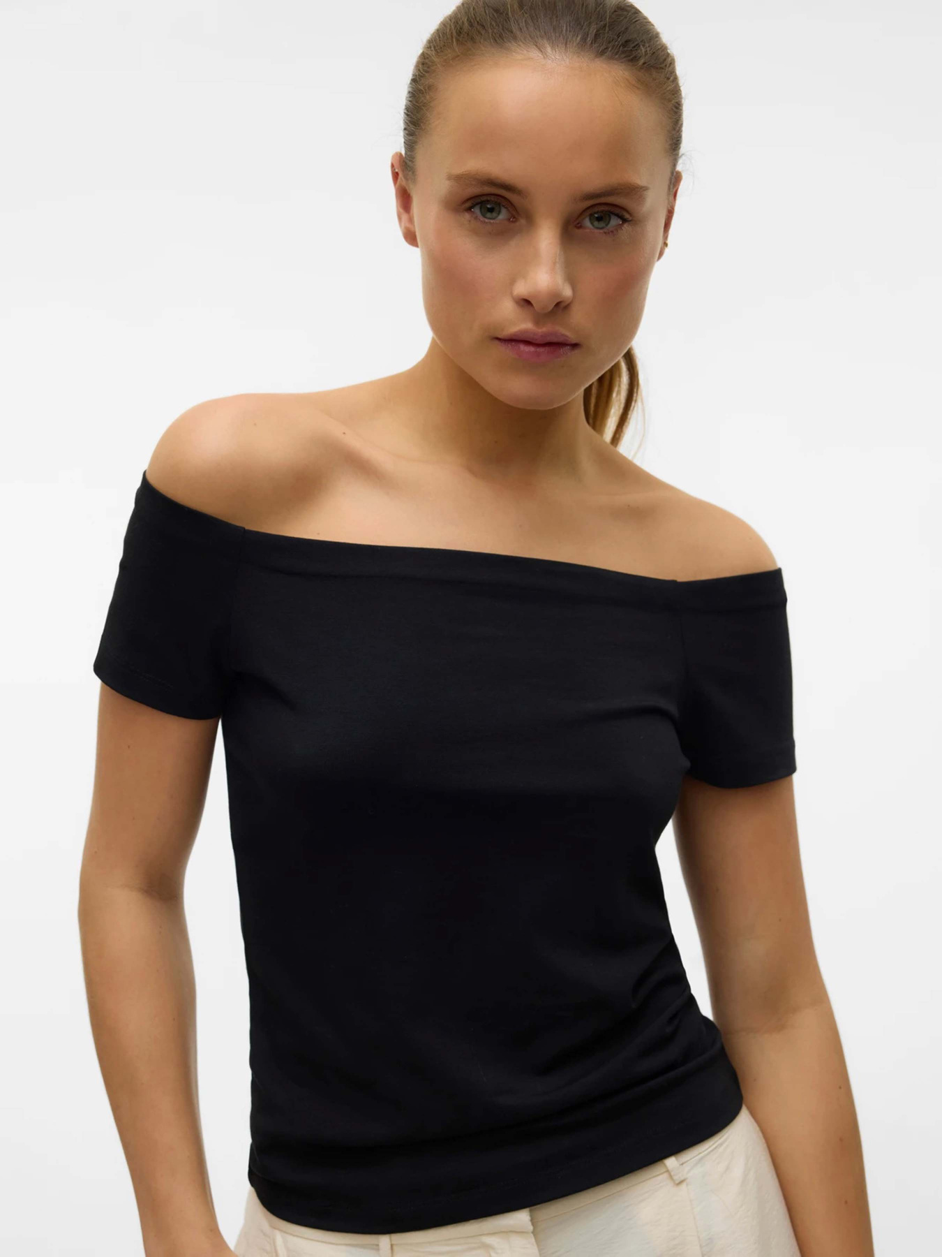 Футболки і поло Vero Moda модель 10325598_Black Фото